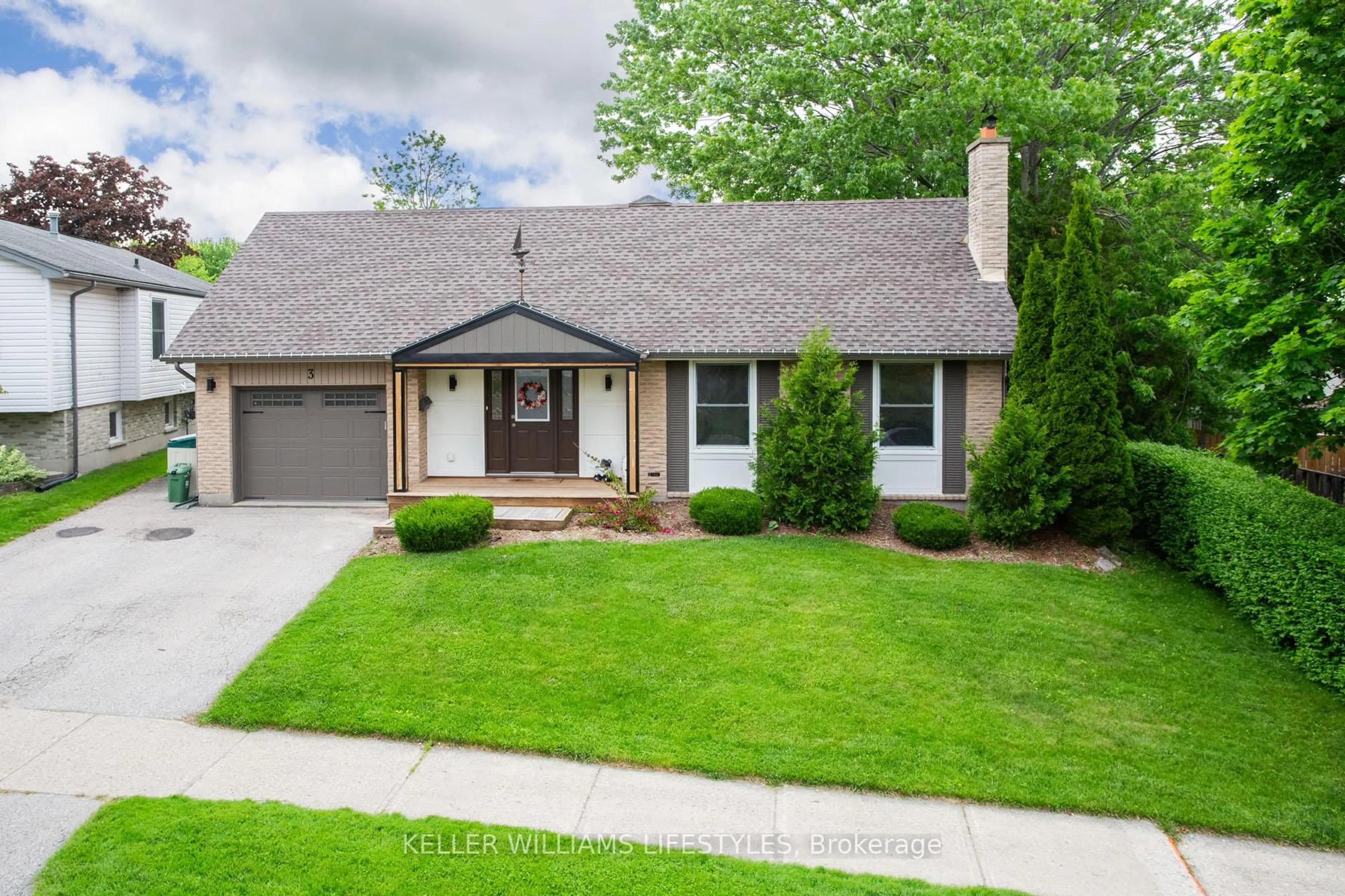 Unknown for 3 Pinegrove Cres, London South Ontario N6J 3Y7