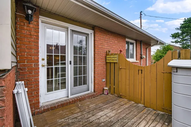 Additional image 7 of 63 Elora Dr