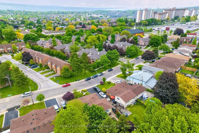 Additional image 38 of 63 Elora Dr