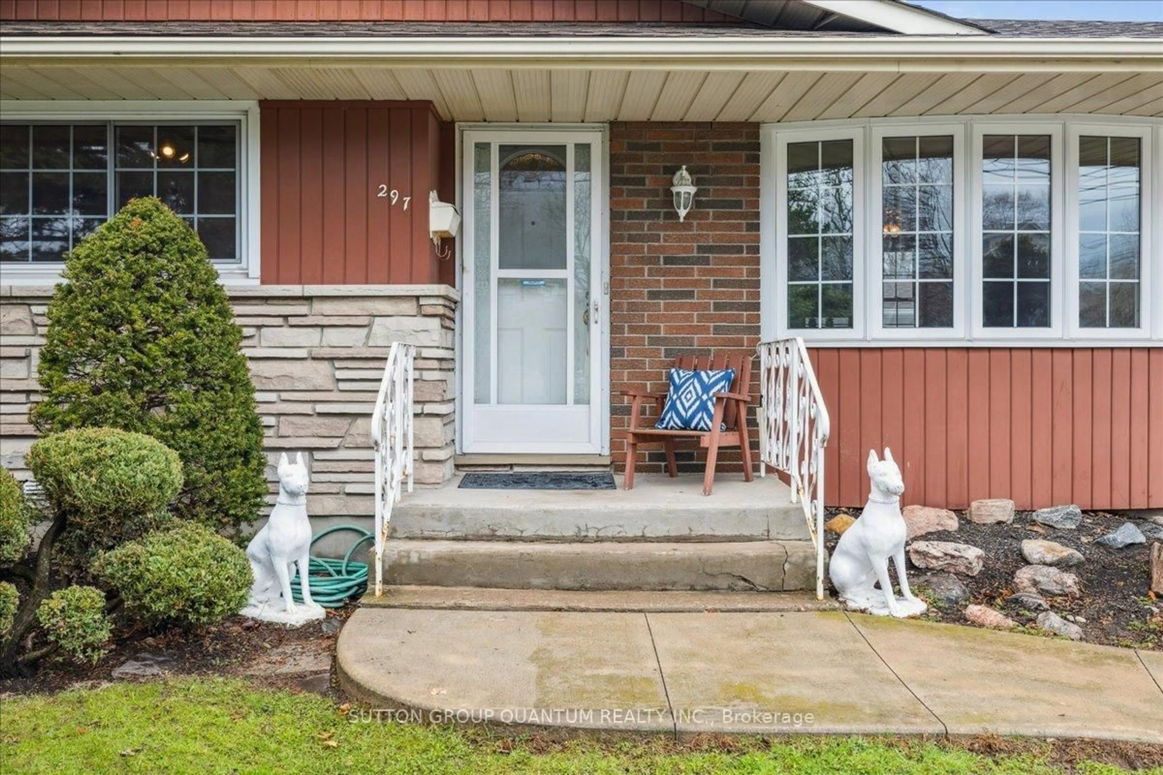 Unknown for 297 Lakeshore Rd, St. Catharines Ontario L2M 1S1