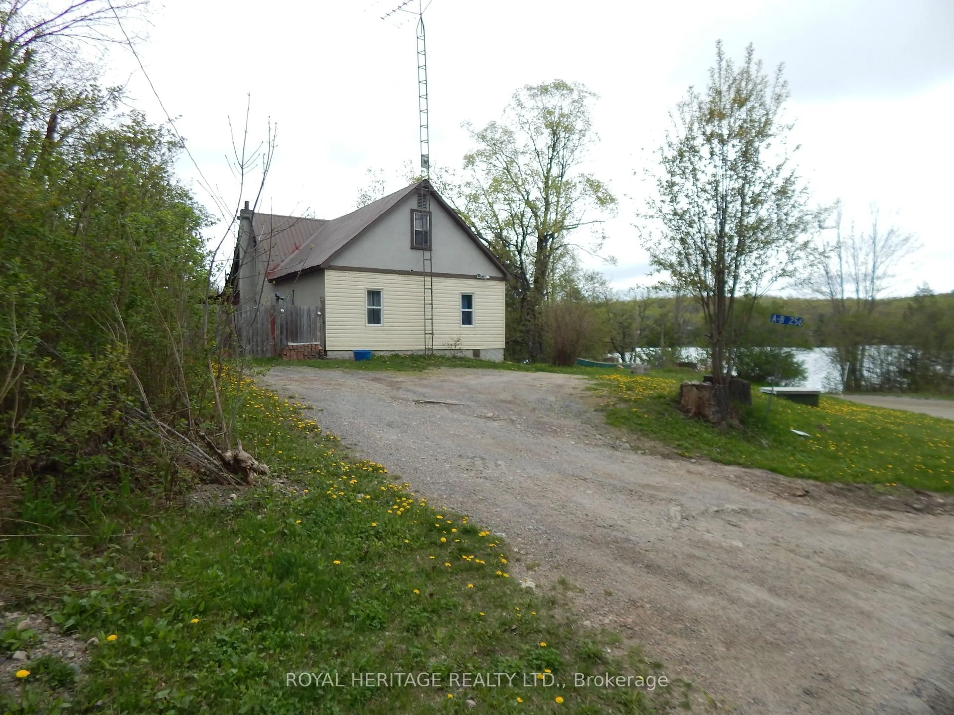 Unknown for 256 Trout Lake Rd, Bancroft Ontario K0L 1C0