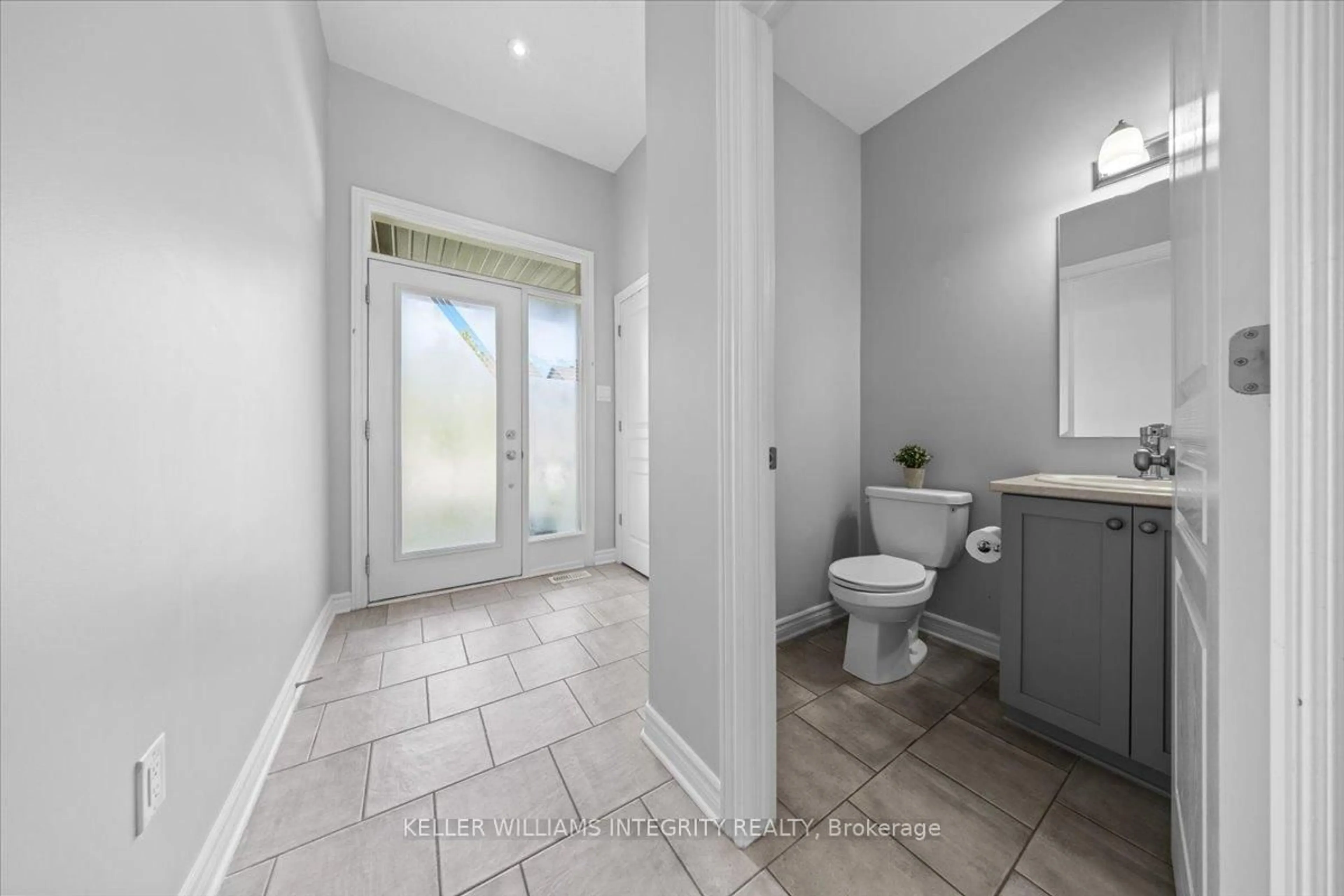 Standard bathroom, ceramic/tile floor for 317 Livery St, Ottawa Ontario K2V 0B4
