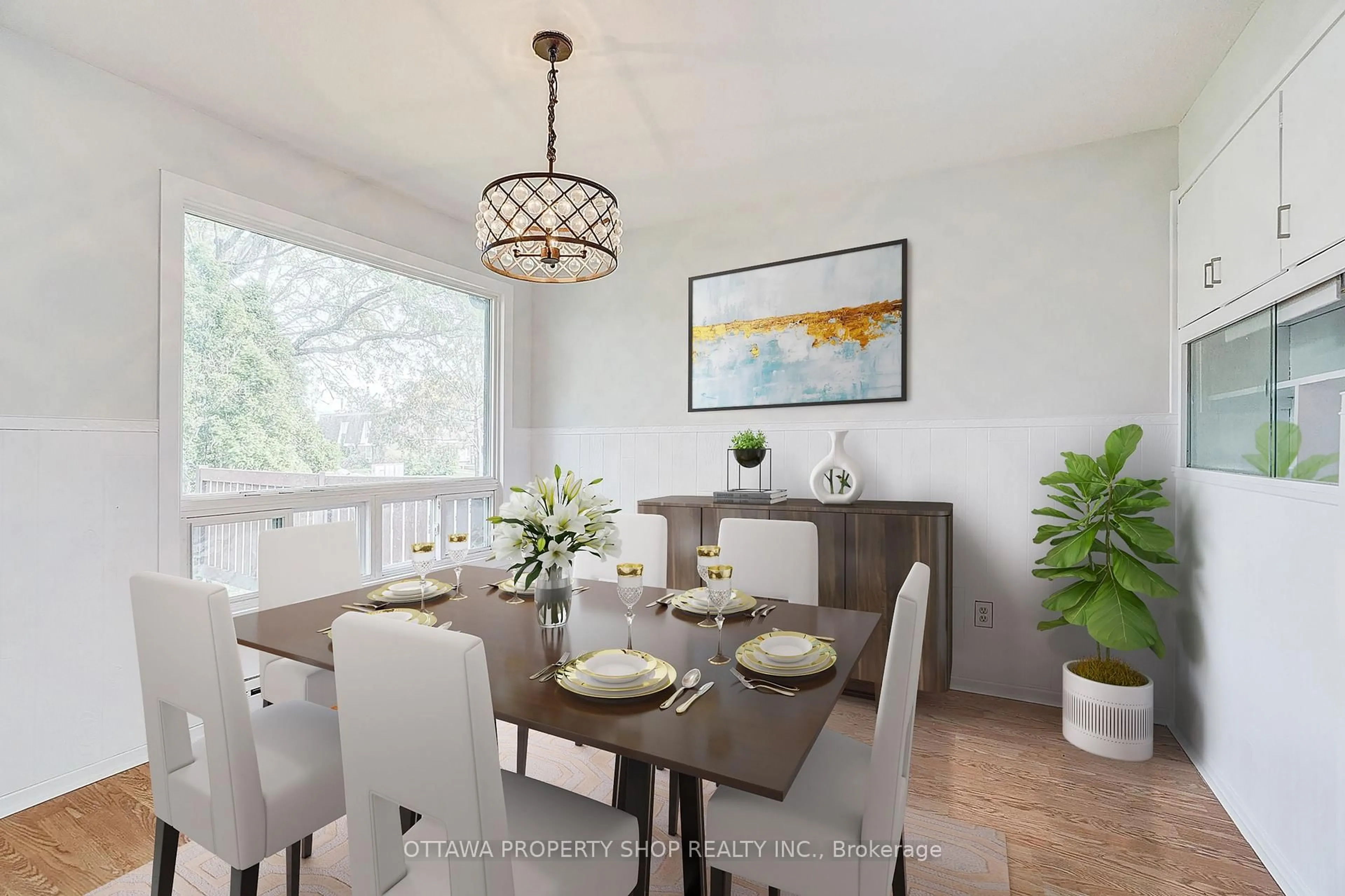 Dining room, wood/laminate floor for 2939 FAIRLEA Cres #34, Ottawa Ontario K1V 9A5