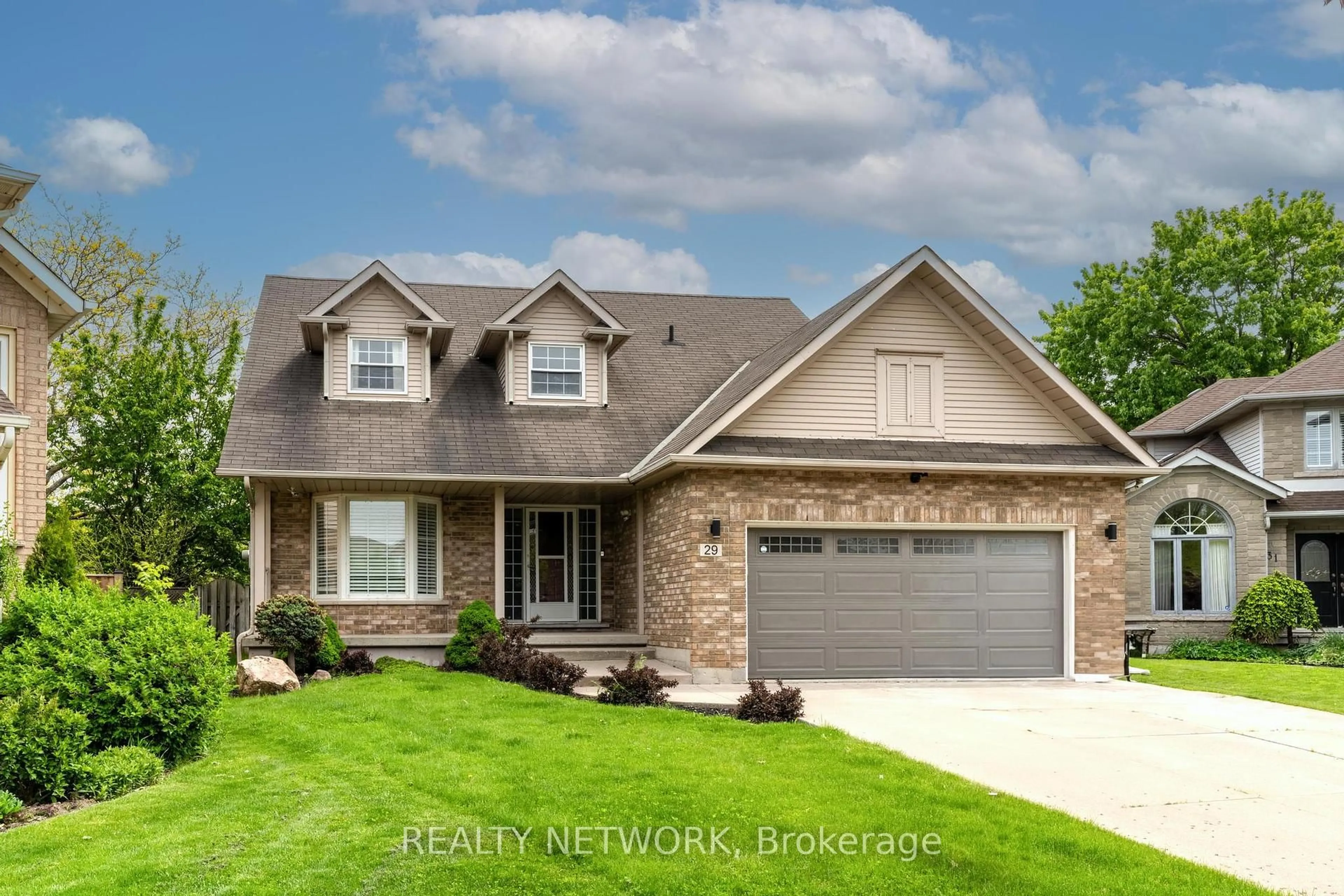 Home with brick exterior material, street for 29 Riviera Rdge, Hamilton Ontario L8E 5E6