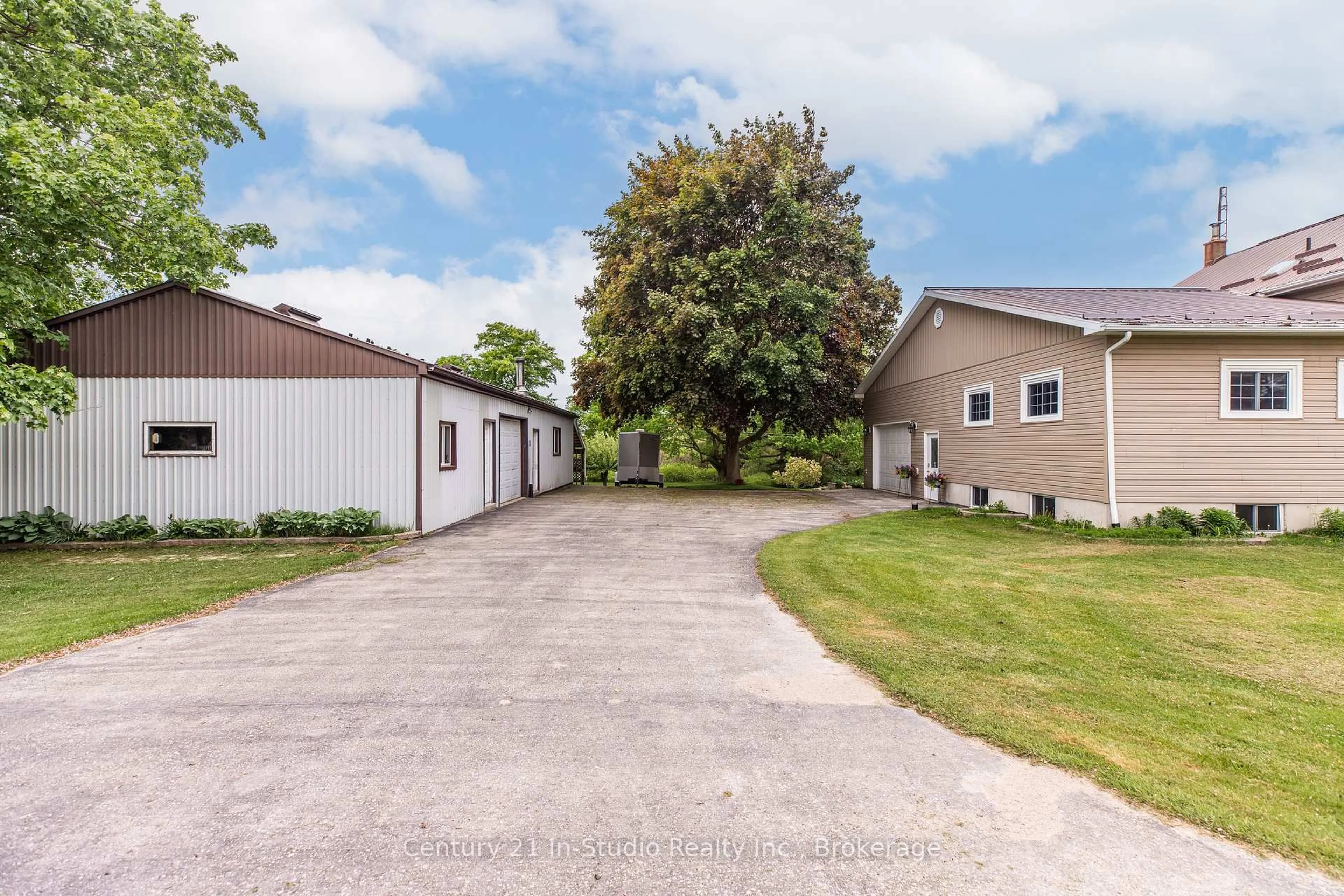 A pic from outside/outdoor area/front of a property/back of a property/a pic from drone, street for 85695 St. Helens Line, Ashfield-Colborne-Wawanosh Ontario N0G 2H0