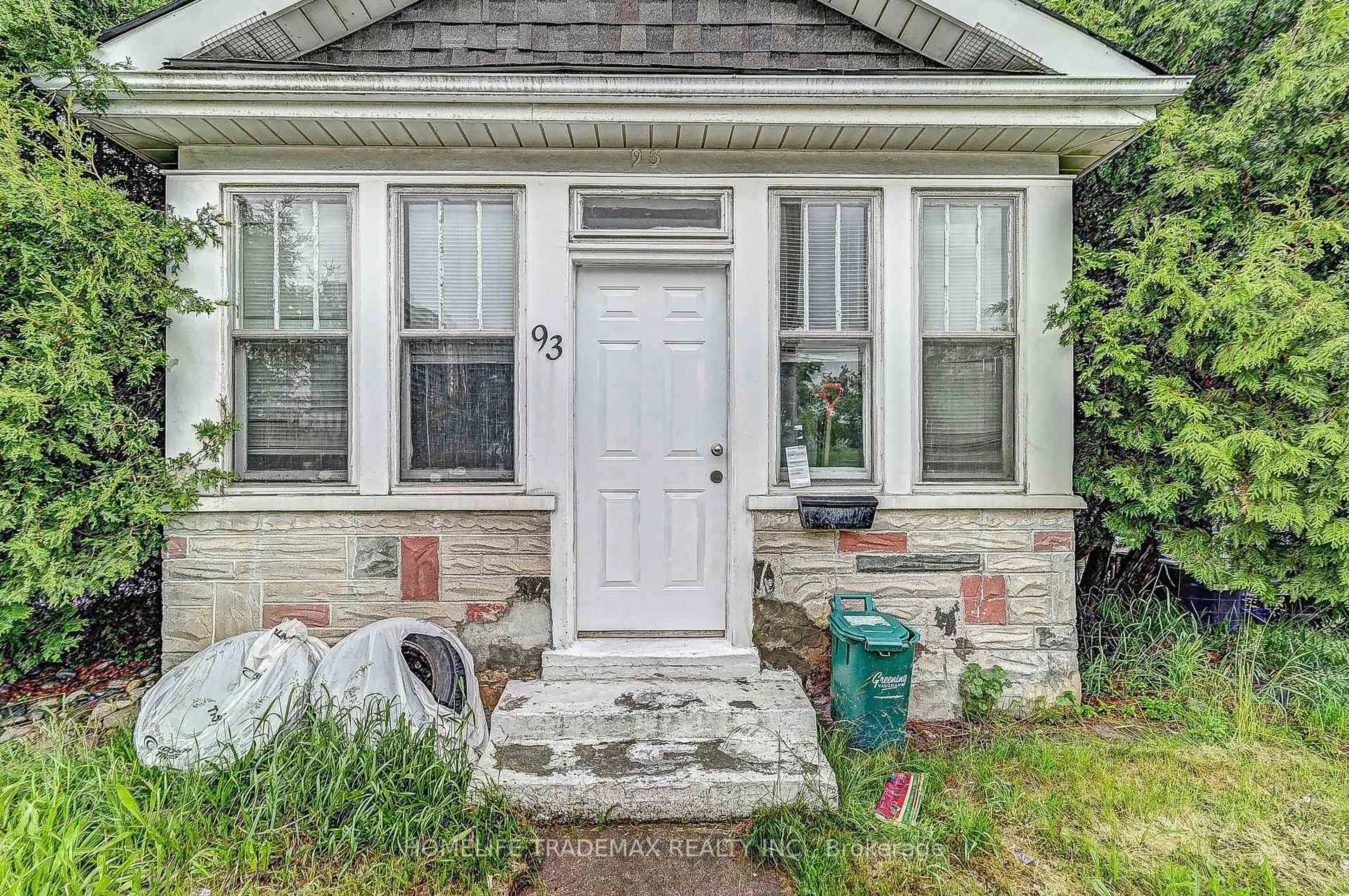 Home with brick exterior material, street for 93 Water St, Cambridge Ontario N1R 3E1