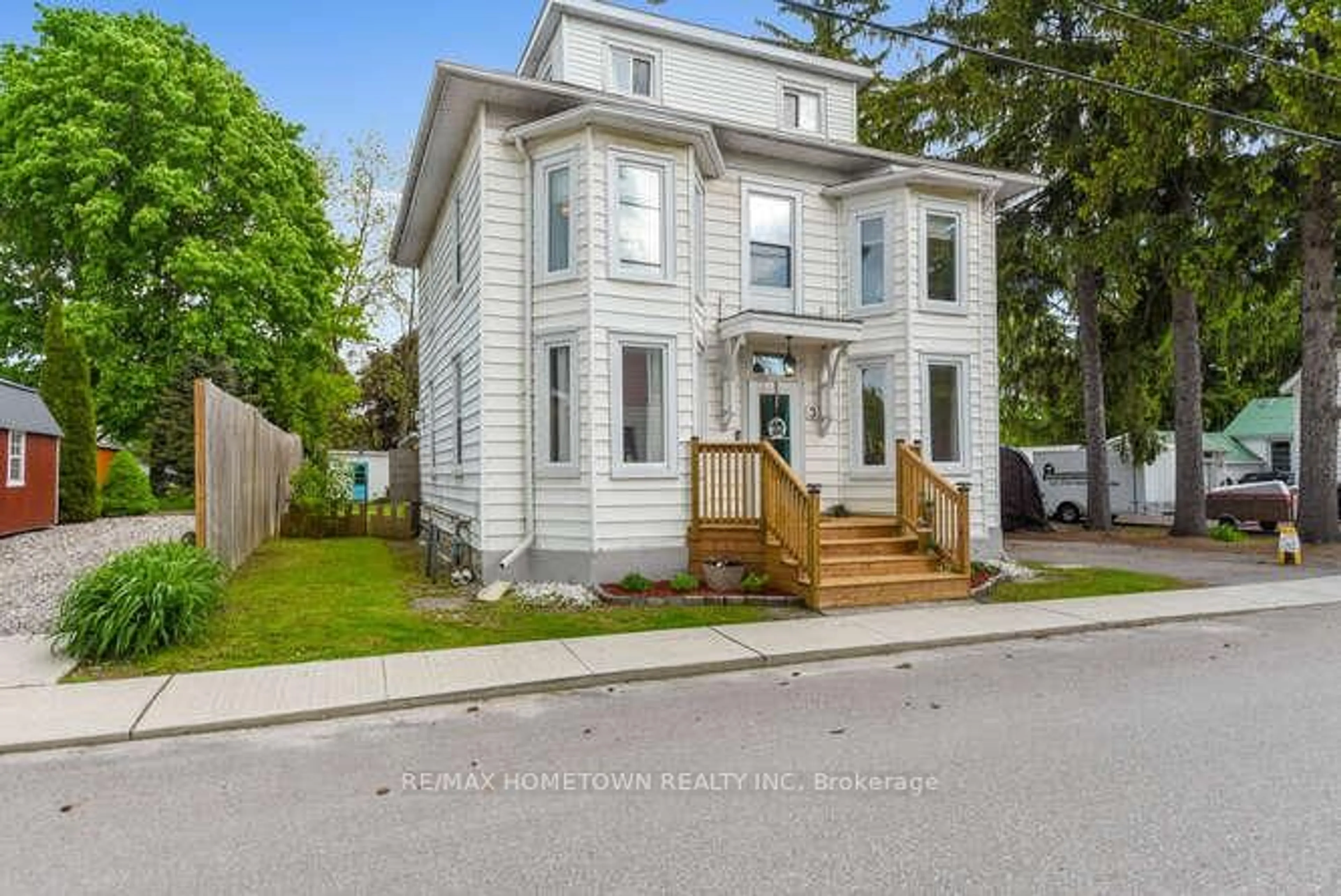 Unknown for 3 REID St, Athens Ontario K0E 1B0