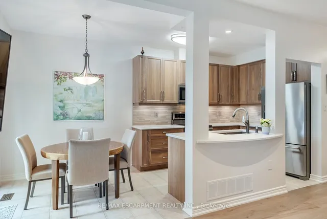 Additional property image - 16 OLIVIA Pl