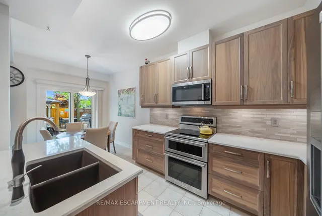 Additional property image - 16 OLIVIA Pl