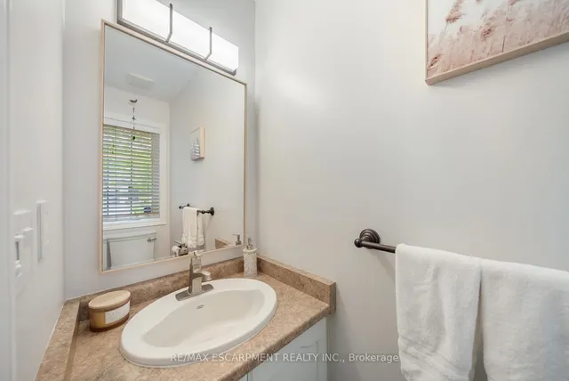 Additional property image - 16 OLIVIA Pl