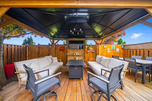 Additional property image - 16 OLIVIA Pl