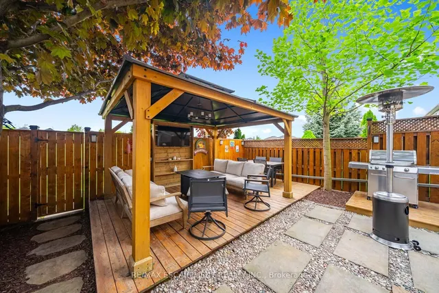 Additional property image - 16 OLIVIA Pl