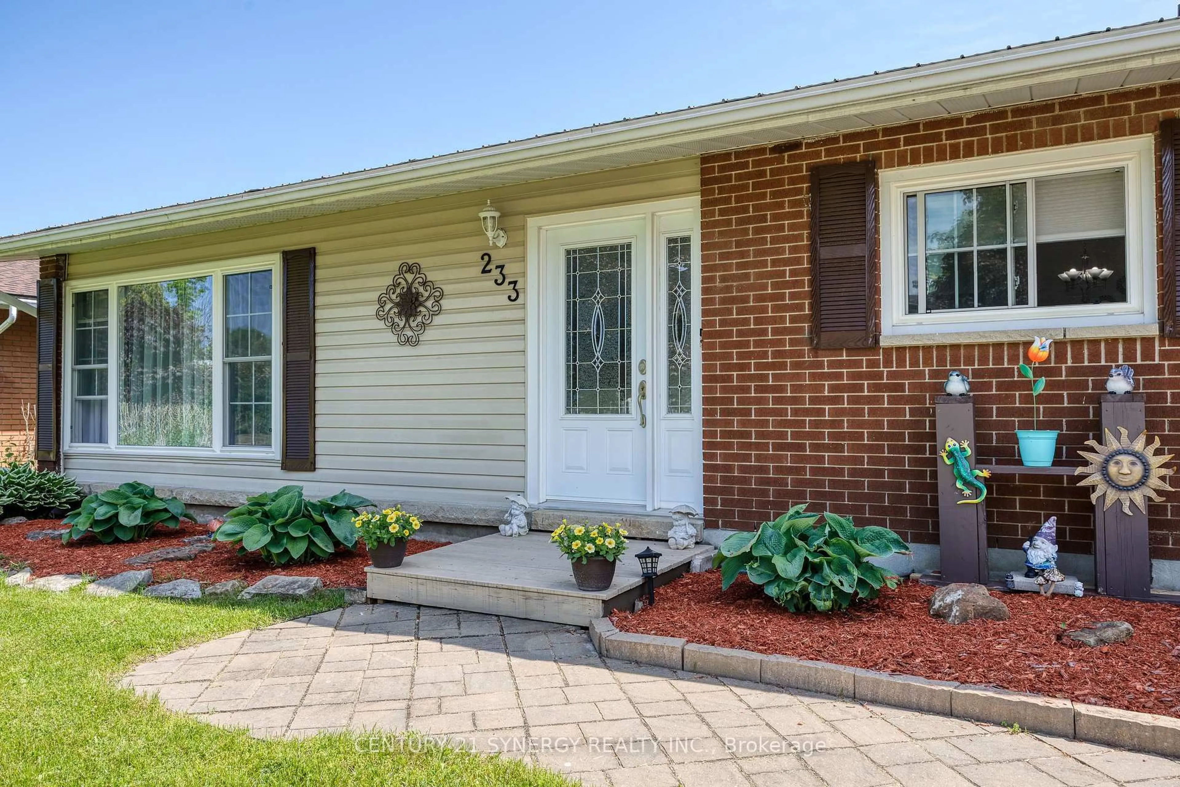 Home with brick exterior material, street for 233 Allan St, Smiths Falls Ontario K7A 4M9