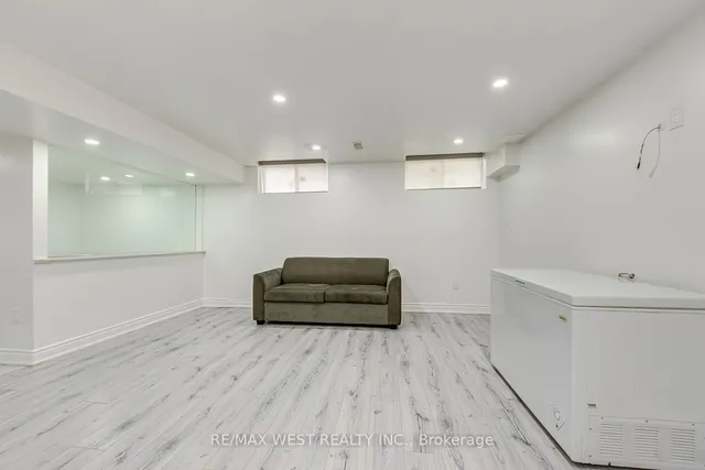 Additional image 11 of 59 Galileo Dr