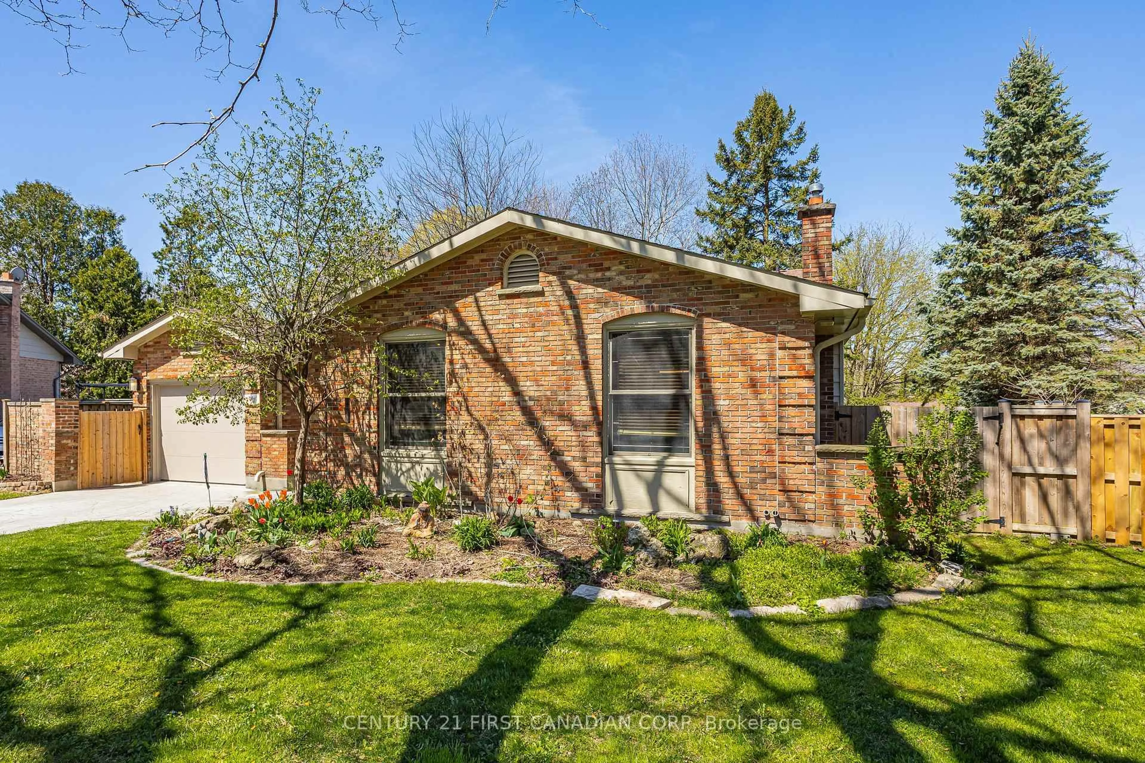 Home with brick exterior material, street for 24 Gatineau Cres, London South Ontario N6K 2Z7