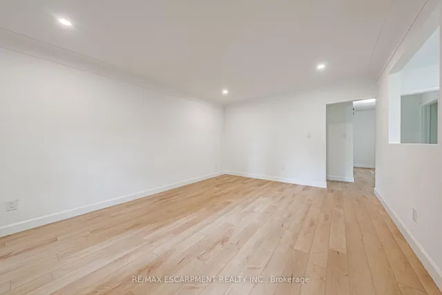 Additional property image - 224 West 16th St