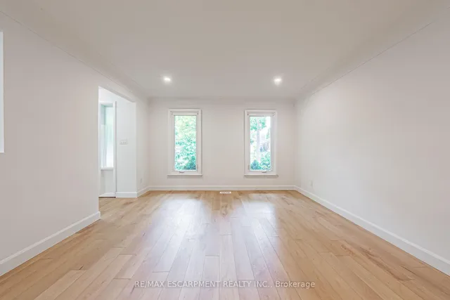 Additional property image - 224 West 16th St