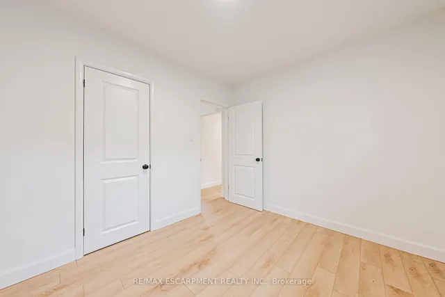 Additional property image - 224 West 16th St