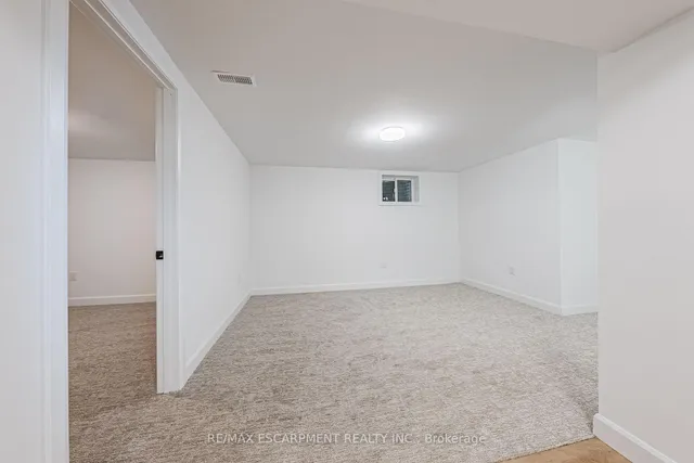 Additional property image - 224 West 16th St