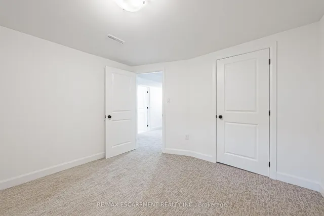 Additional property image - 224 West 16th St