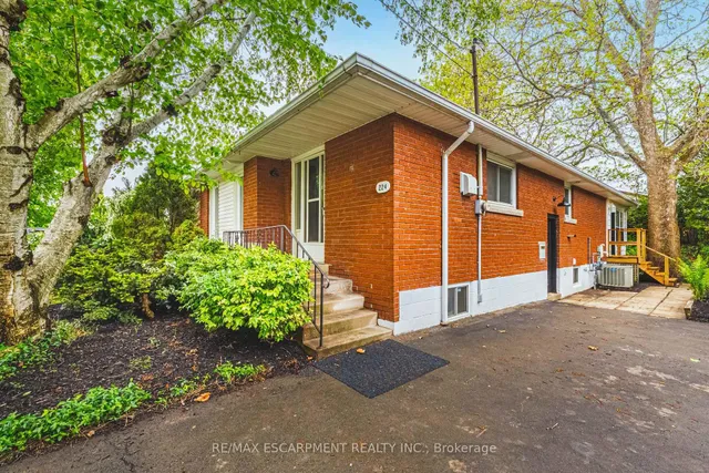 Additional property image - 224 West 16th St