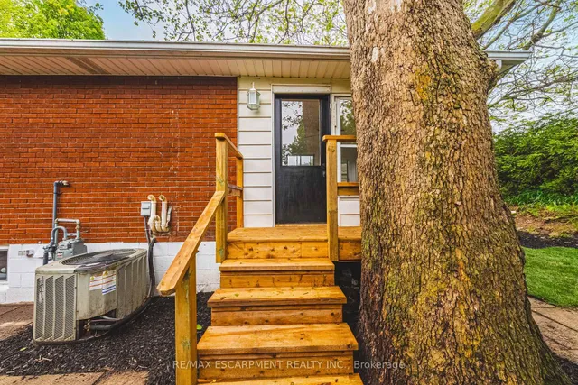 Additional property image - 224 West 16th St