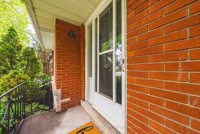 Additional property image - 224 West 16th St