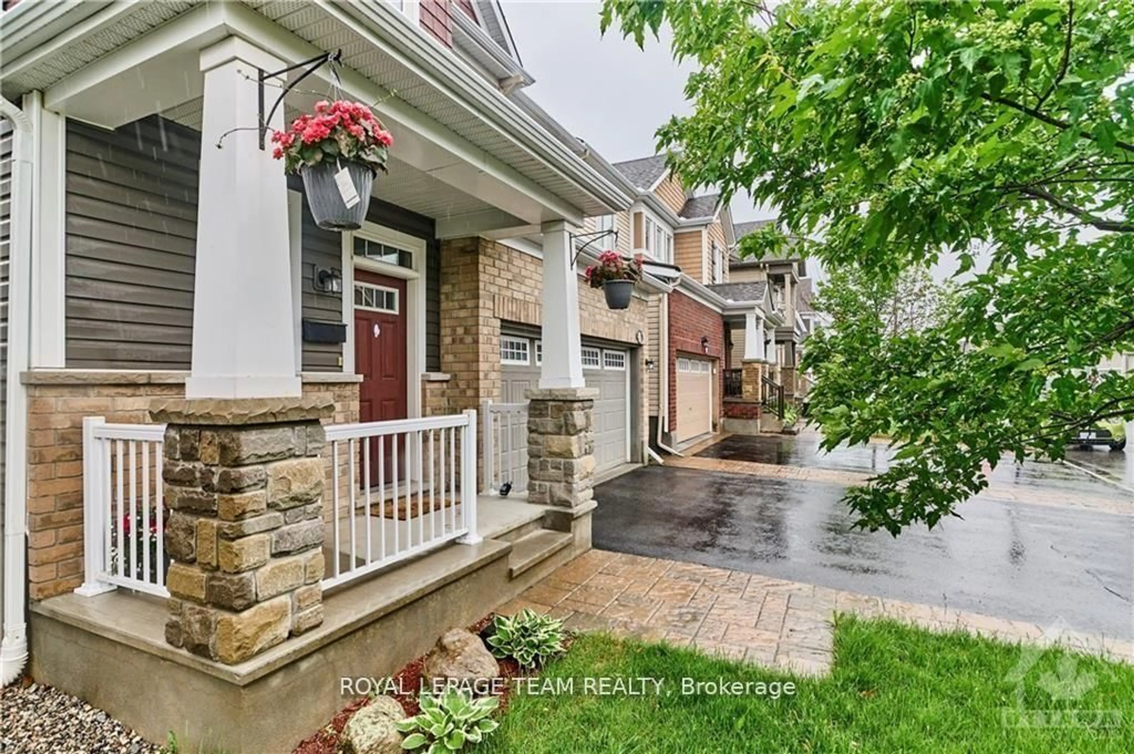 Unknown for 208 Rivertree St, Ottawa Ontario K2M 0J3