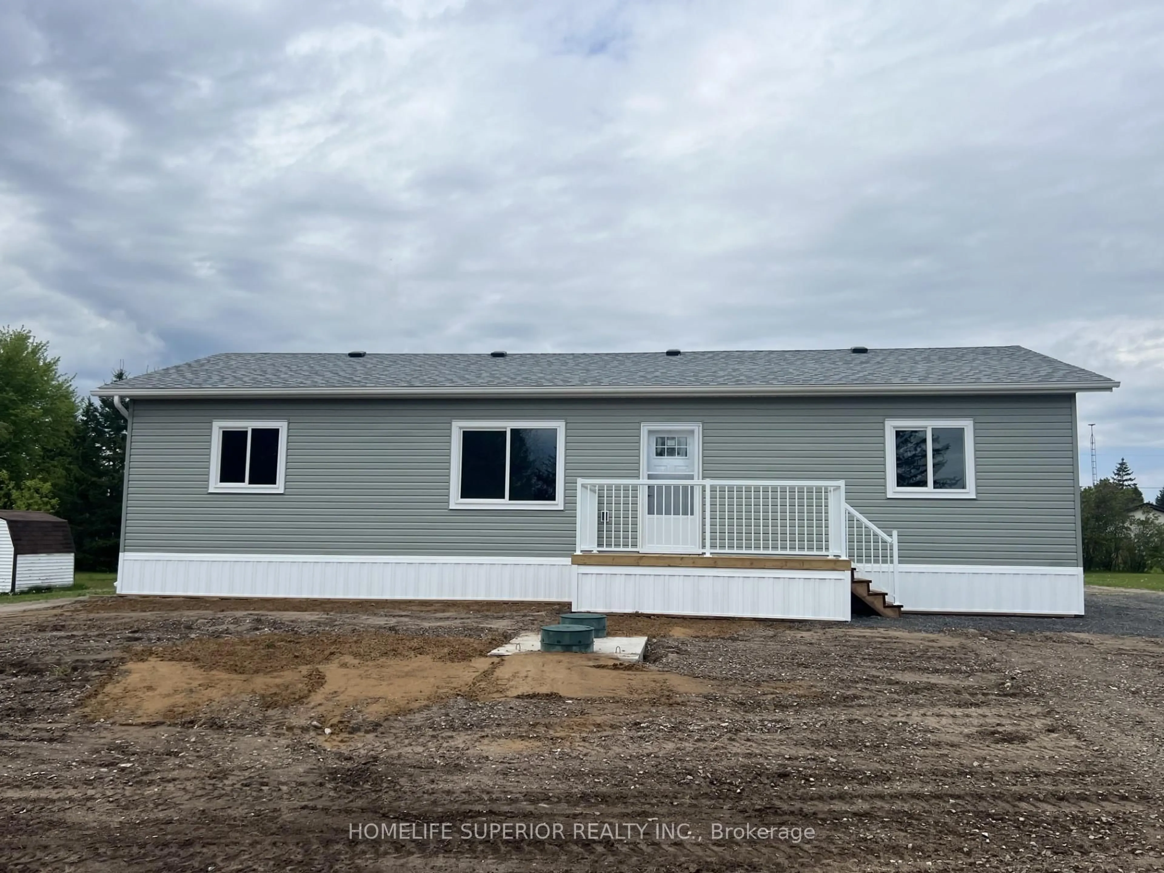 Home with vinyl exterior material, building for 60 Sama Park Rd, Havelock-Belmont-Methuen Ontario K0L 1Z0