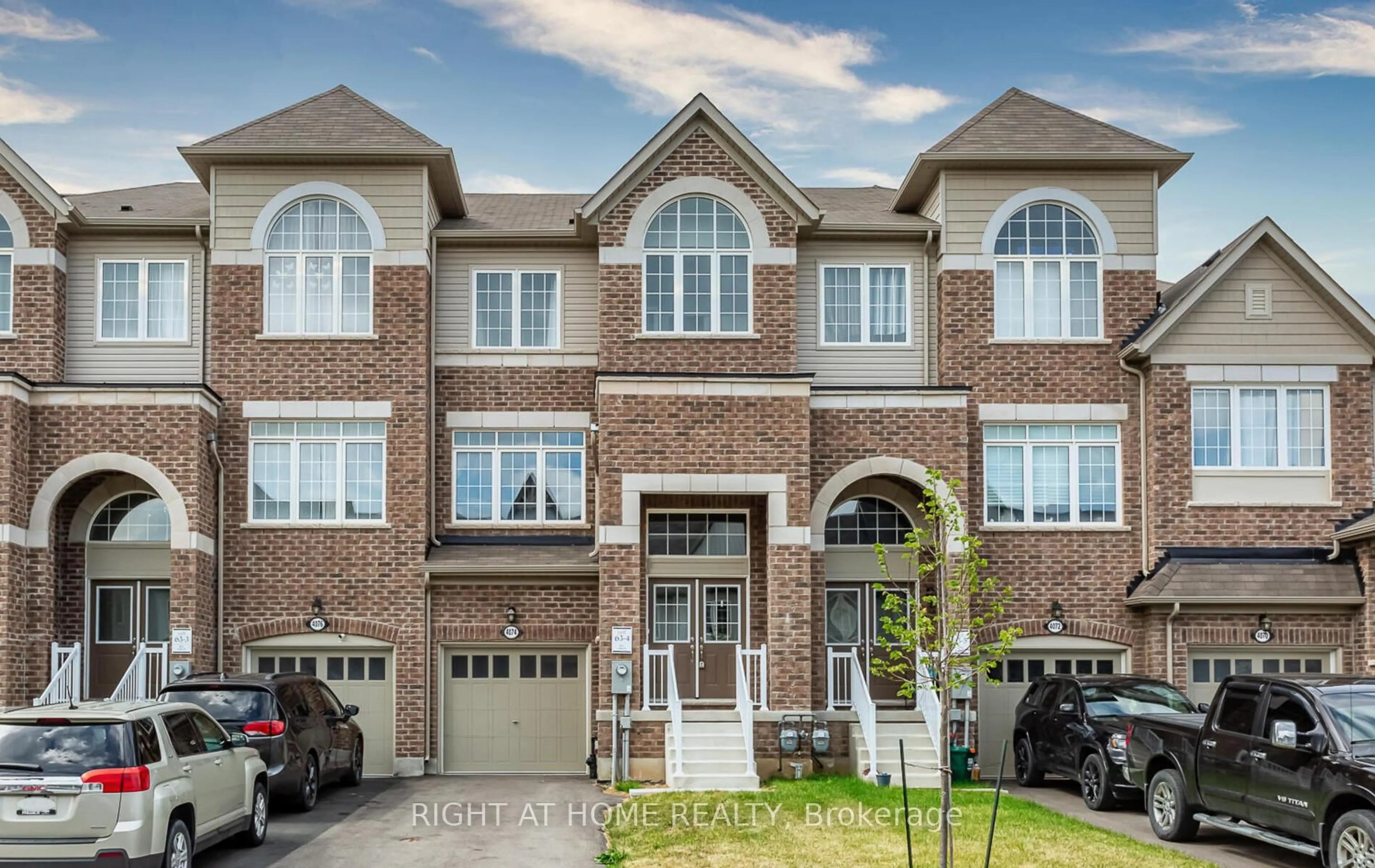 Home with brick exterior material, street for 4074 Canby St, Lincoln Ontario L0R 1B4