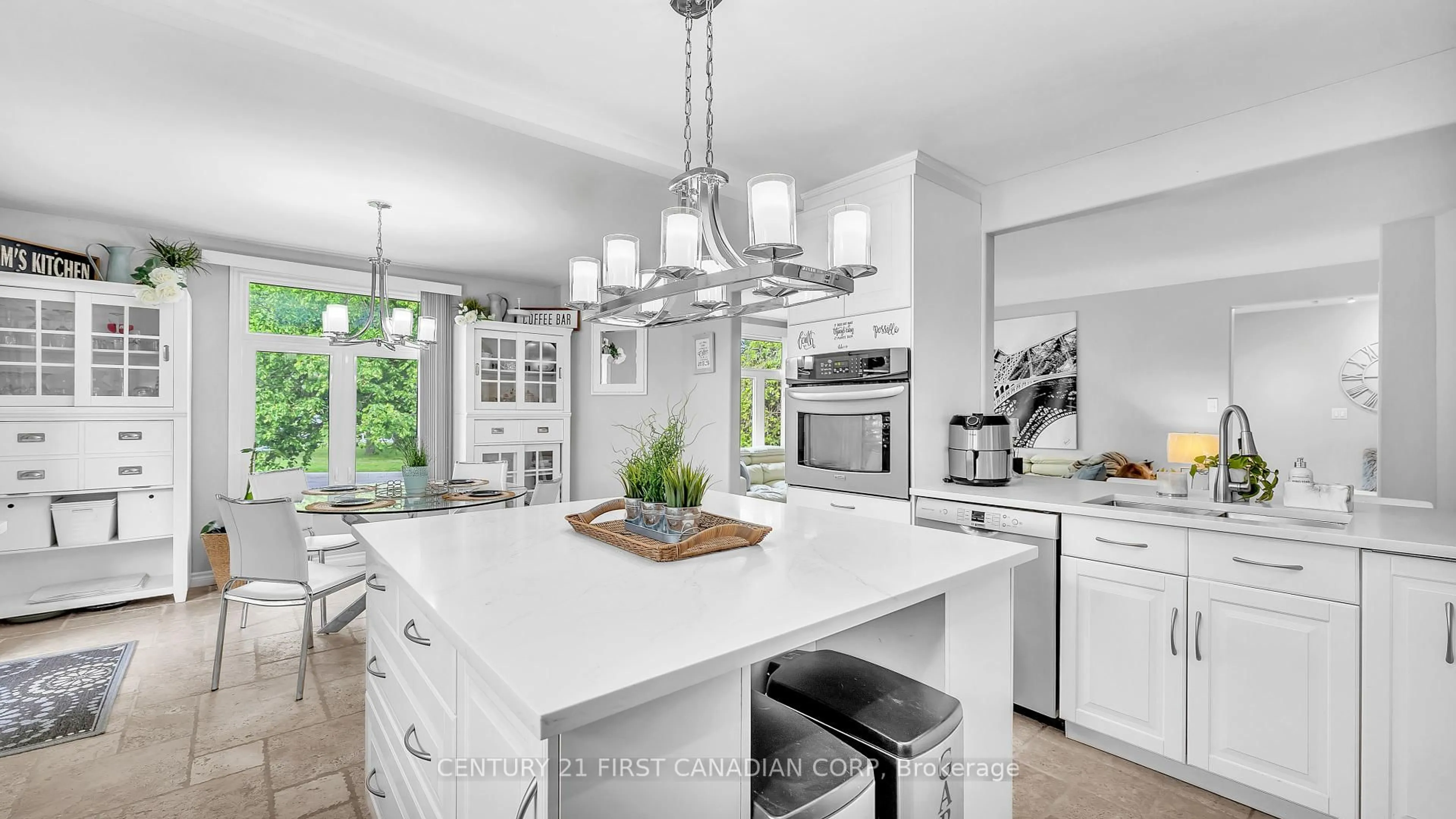 Open concept kitchen, ceramic/tile floor for 608 Fox Mill Pl, London South Ontario N6J 2B2