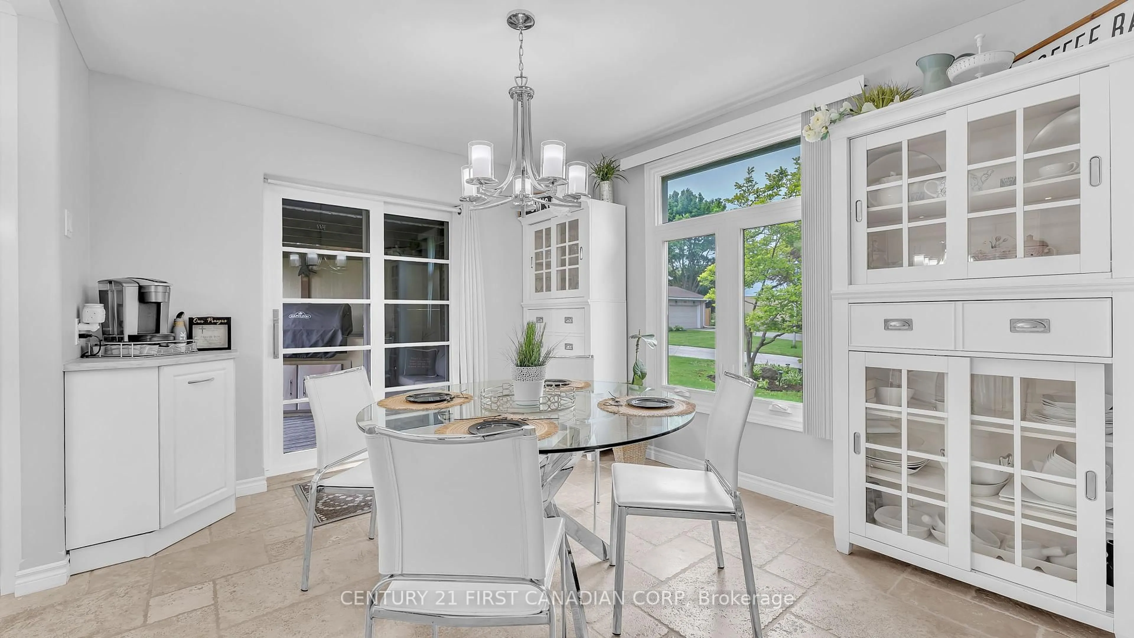 Dining room, ceramic/tile floor for 608 Fox Mill Pl, London South Ontario N6J 2B2