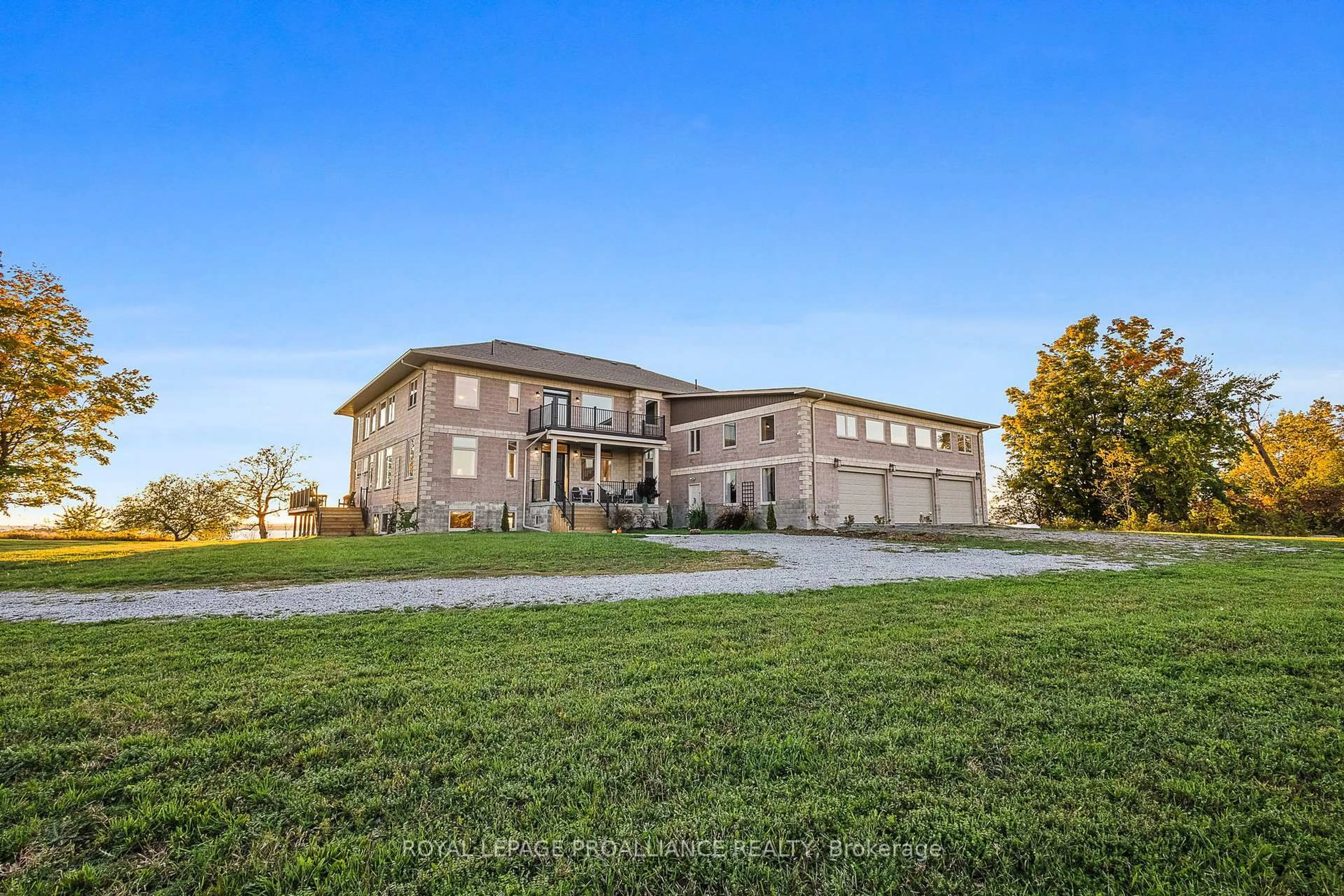 A pic from outside/outdoor area/front of a property/back of a property/a pic from drone, building for 138 Ingham Rd, Alnwick/Haldimand Ontario K0K 2X0