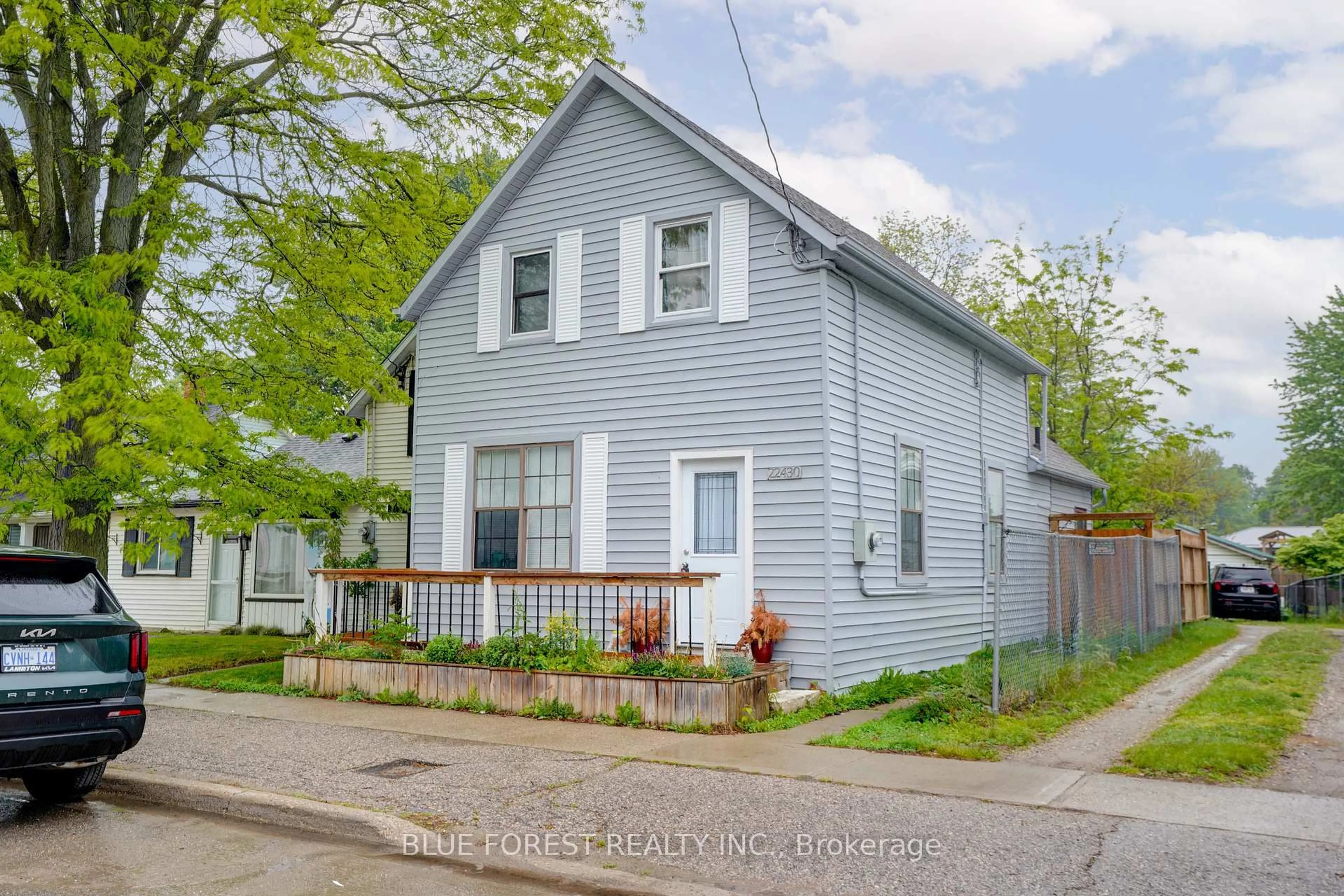 Unknown for 22430 ADELAIDE Rd, Strathroy-Caradoc Ontario N0L 1W0