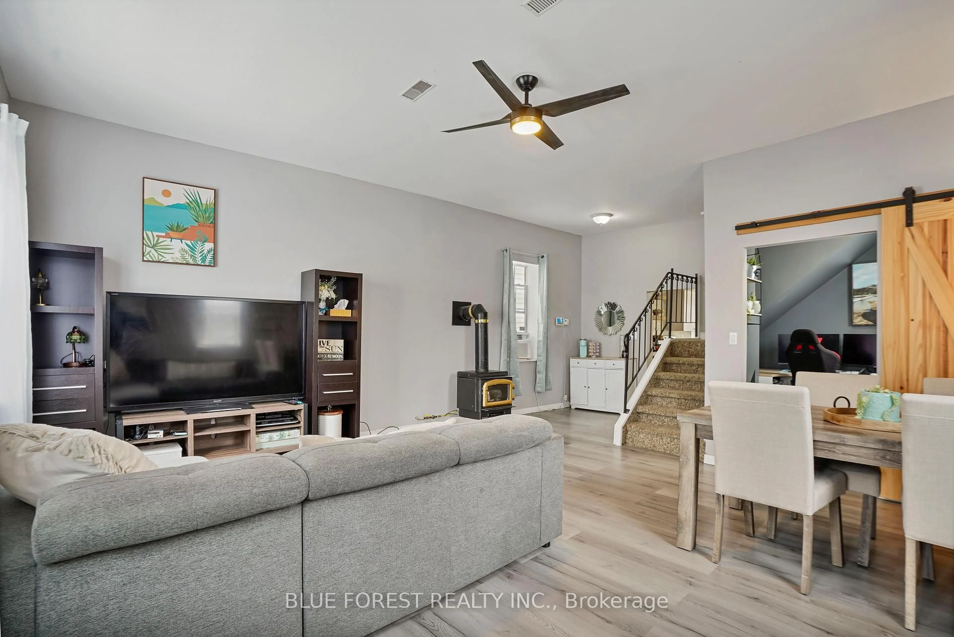 Living room with furniture, unknown for 22430 ADELAIDE Rd, Strathroy-Caradoc Ontario N0L 1W0