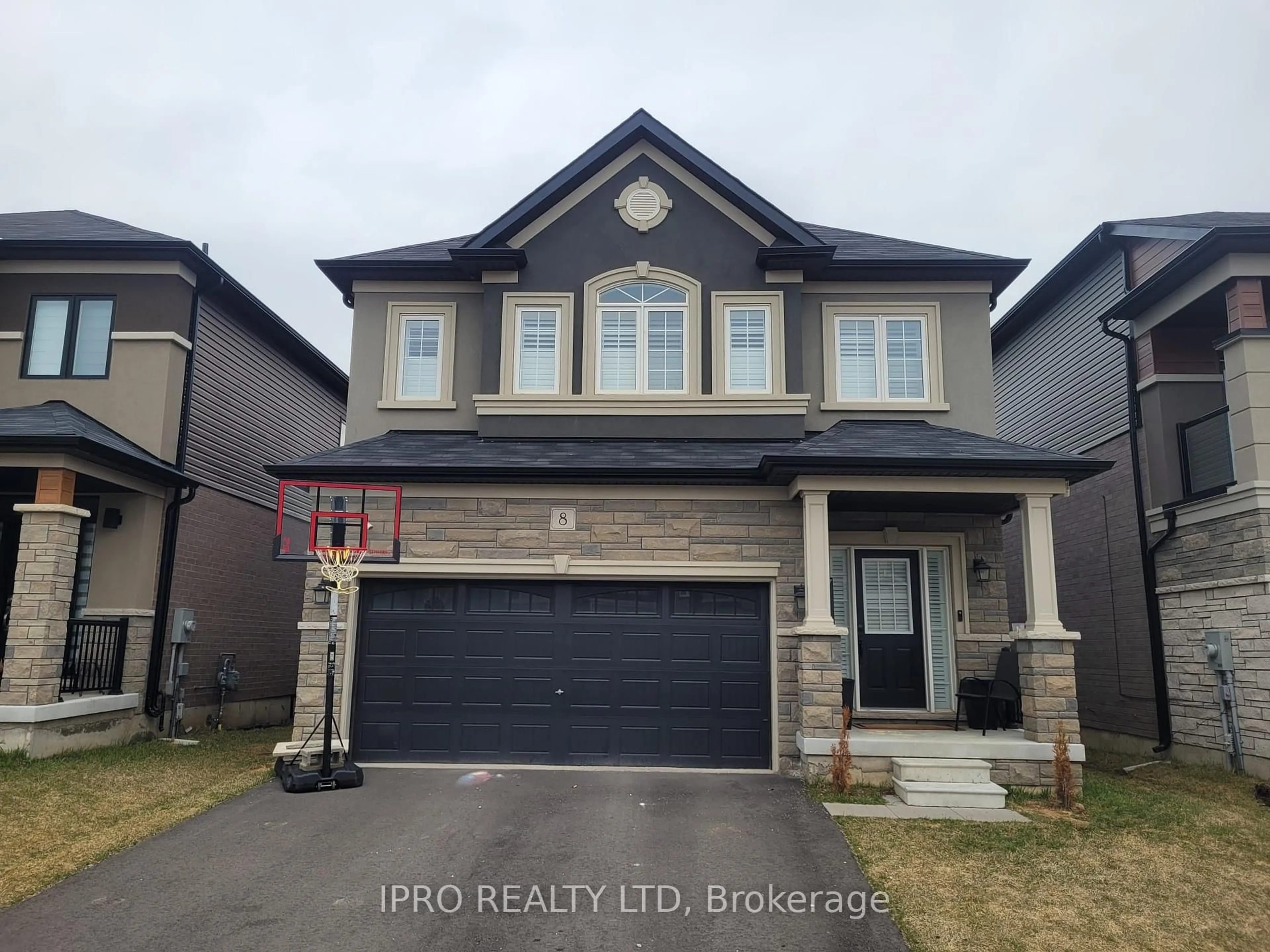 Unknown for 8 Whitton Dr, Brant Ontario N3L 3E3