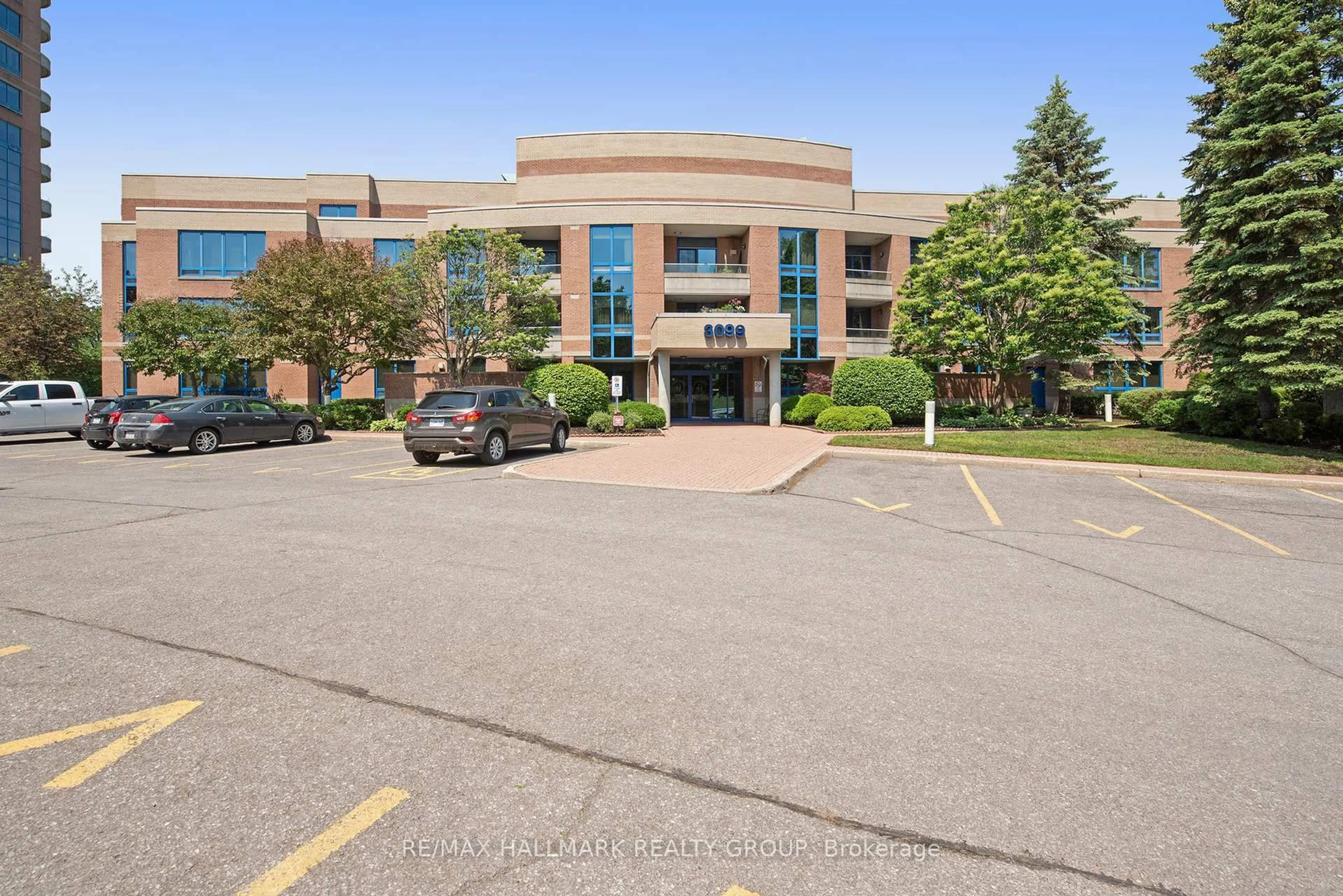 Unknown for 3099 Carling Ave #108, Ottawa Ontario K2H 5A6