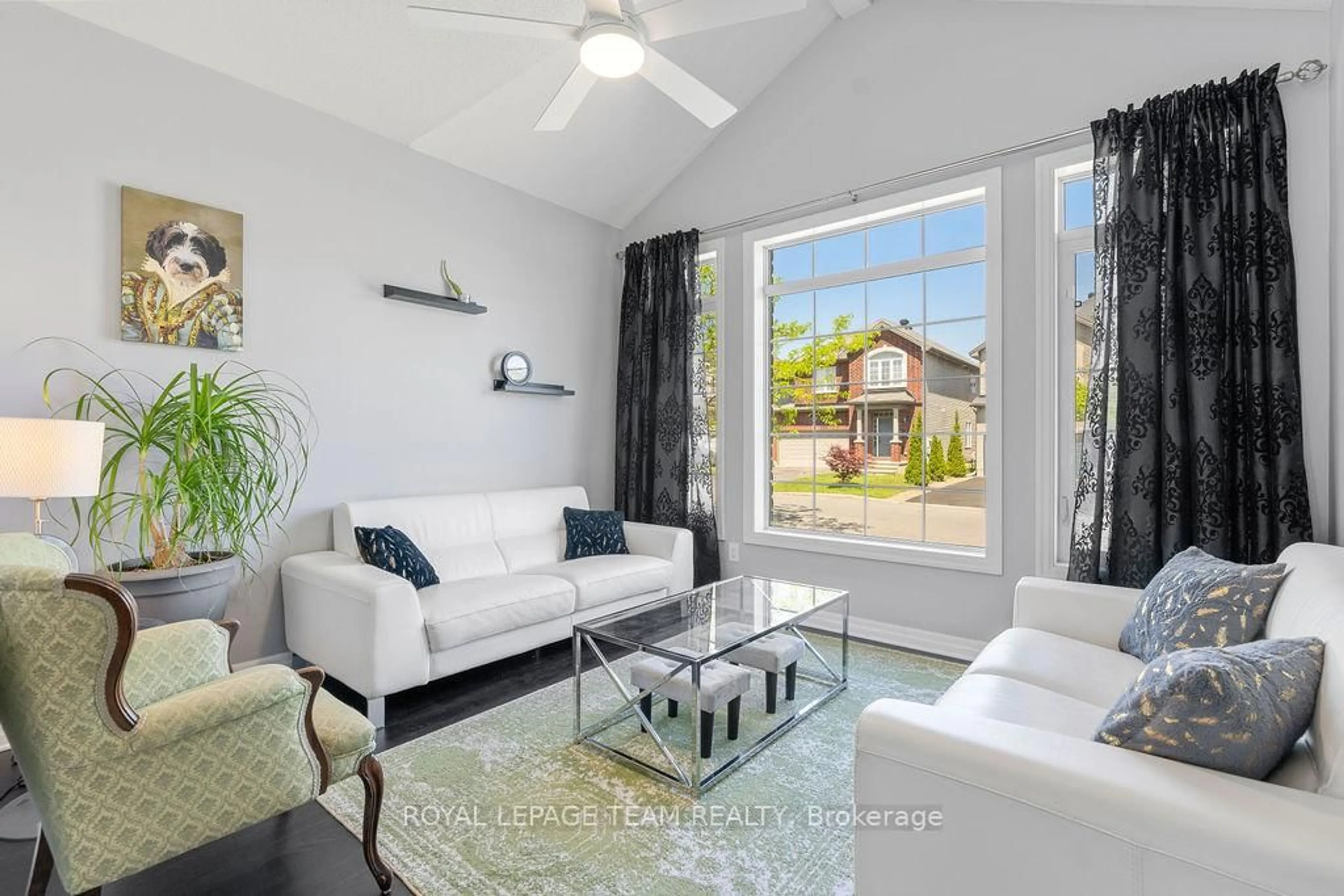 Living room with furniture, unknown for 677 SUNBURST St, Ottawa Ontario K1T 0L2