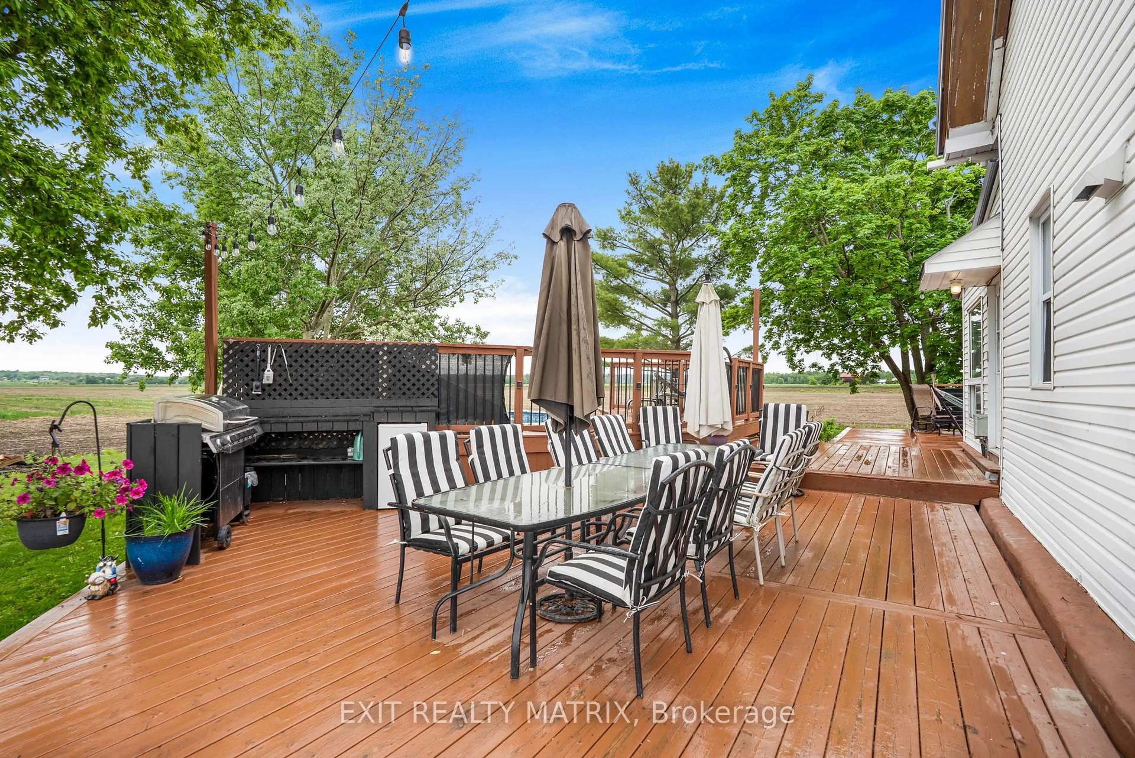 Patio, water/lake/river/ocean view for 2800 Concession 3 Rd, Alfred and Plantagenet Ontario K0B 1A0