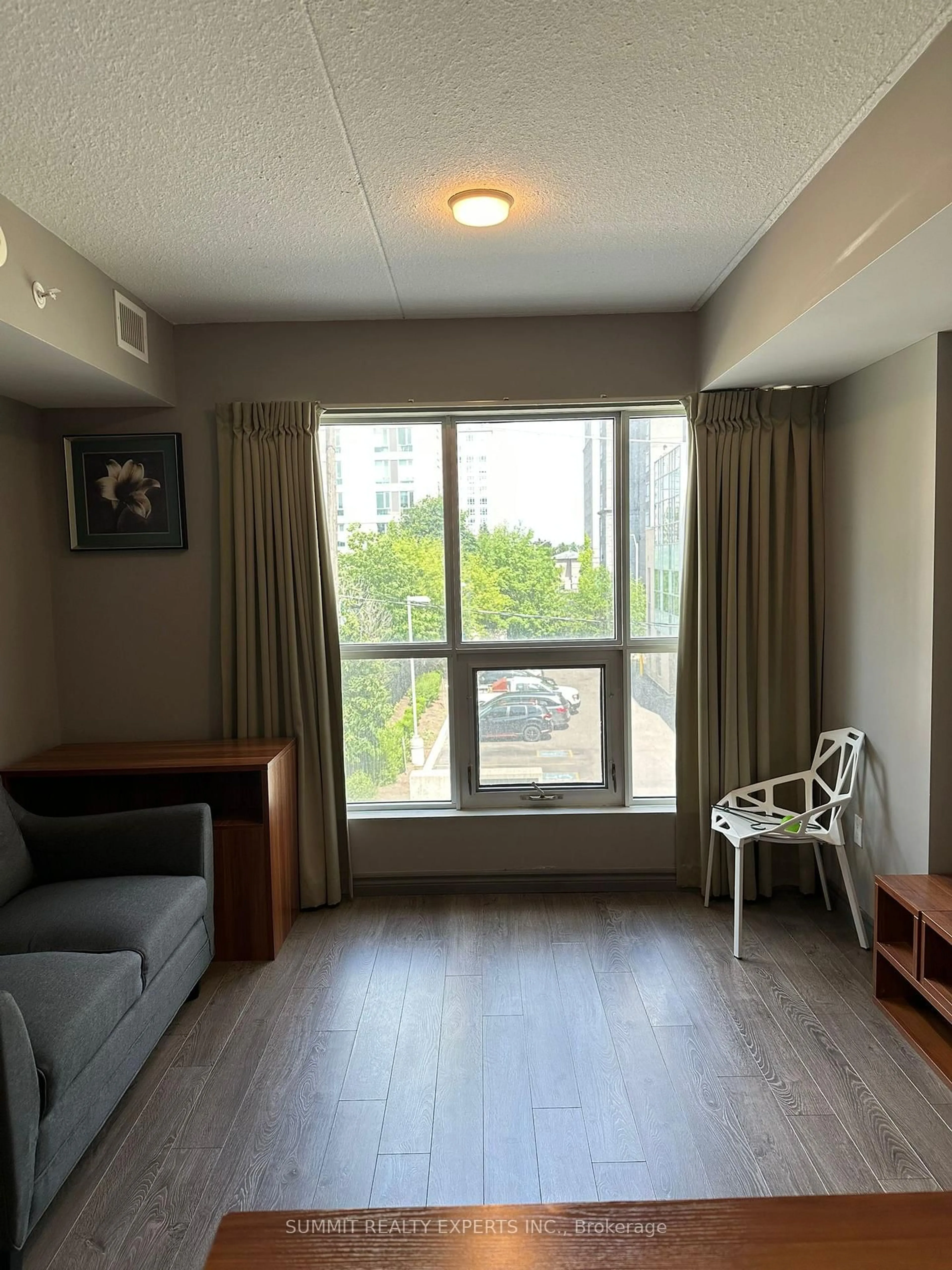 A pic of a room for 321 SPRUCE St #303, Waterloo Ontario N2L 3M6