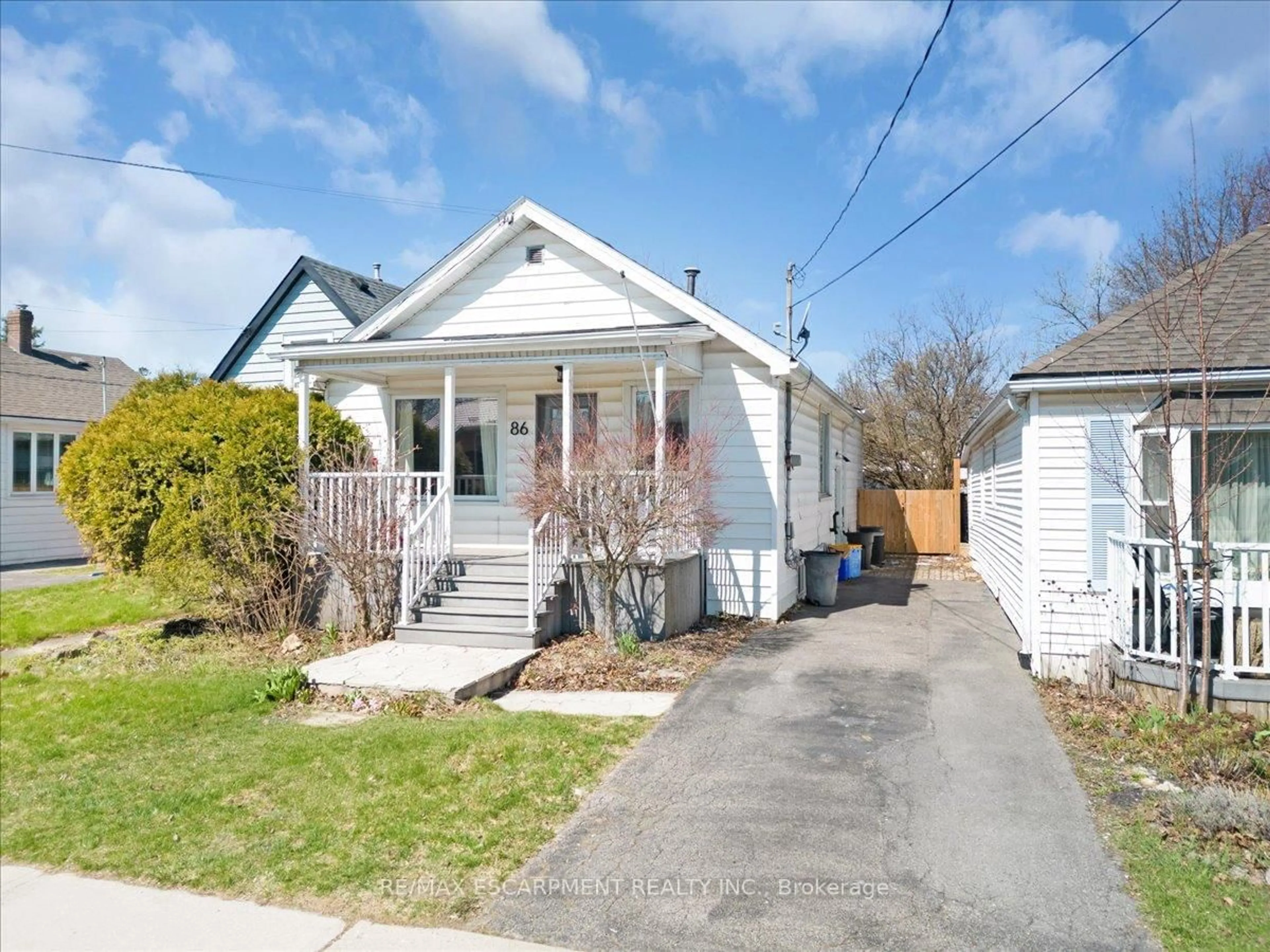 Unknown for 86 East 19th St, Hamilton Ontario L9A 4S1