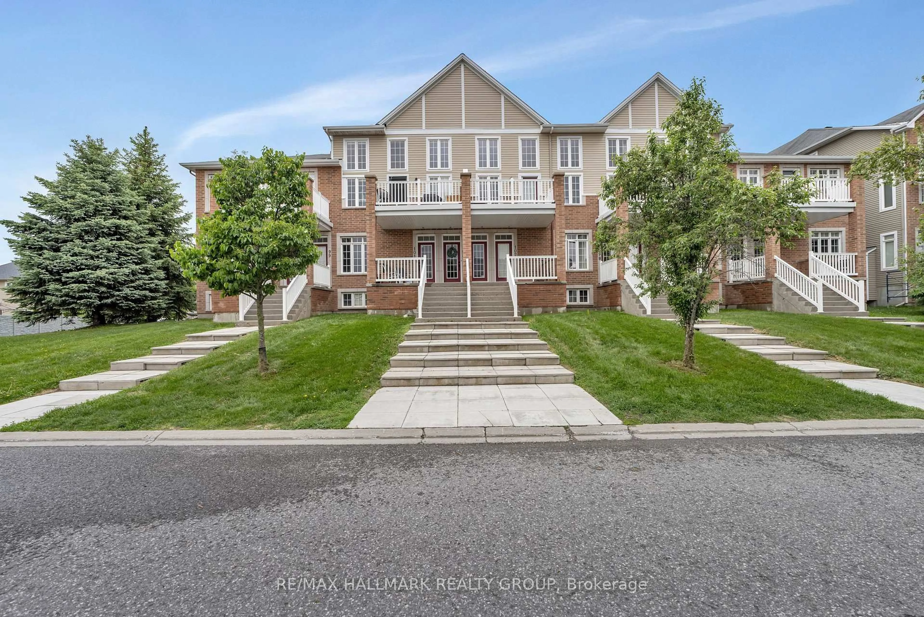 A pic from outside/outdoor area/front of a property/back of a property/a pic from drone, street for 103 Eye Bright Cres #24, Ottawa Ontario K1V 2K6