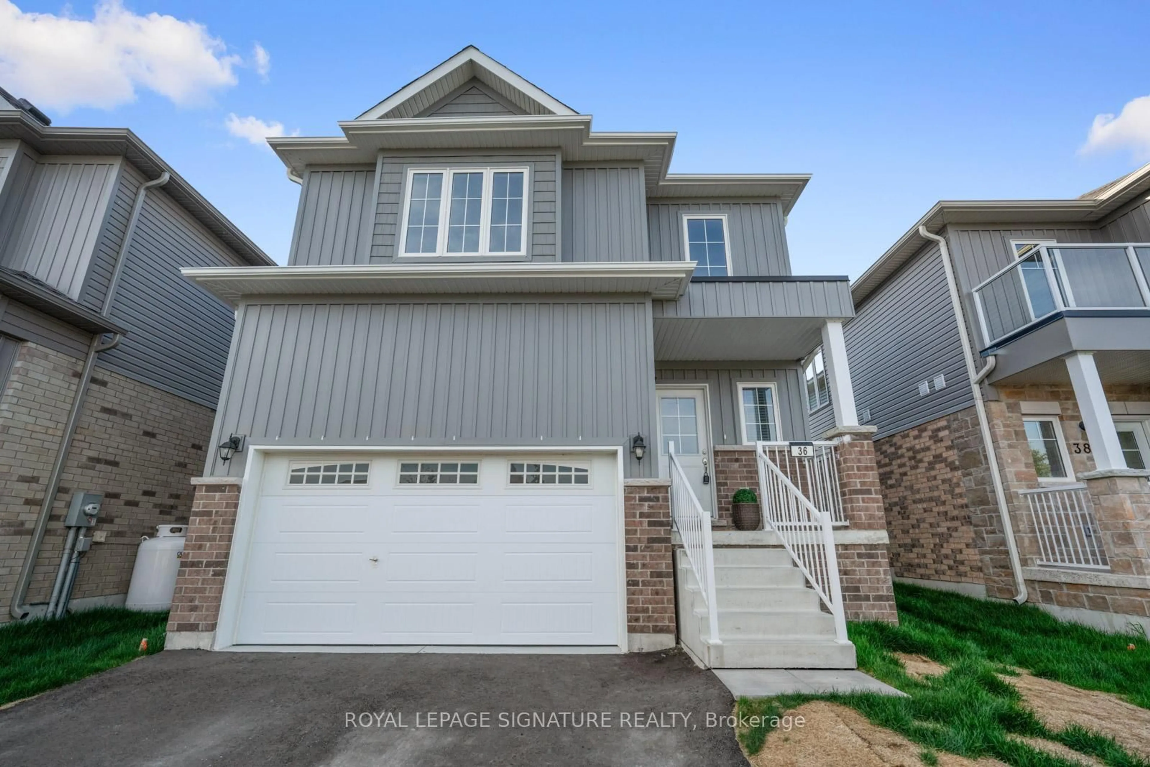 Home with vinyl exterior material, street for 36 Hillcroft Way, Kawartha Lakes Ontario K0M 1A0