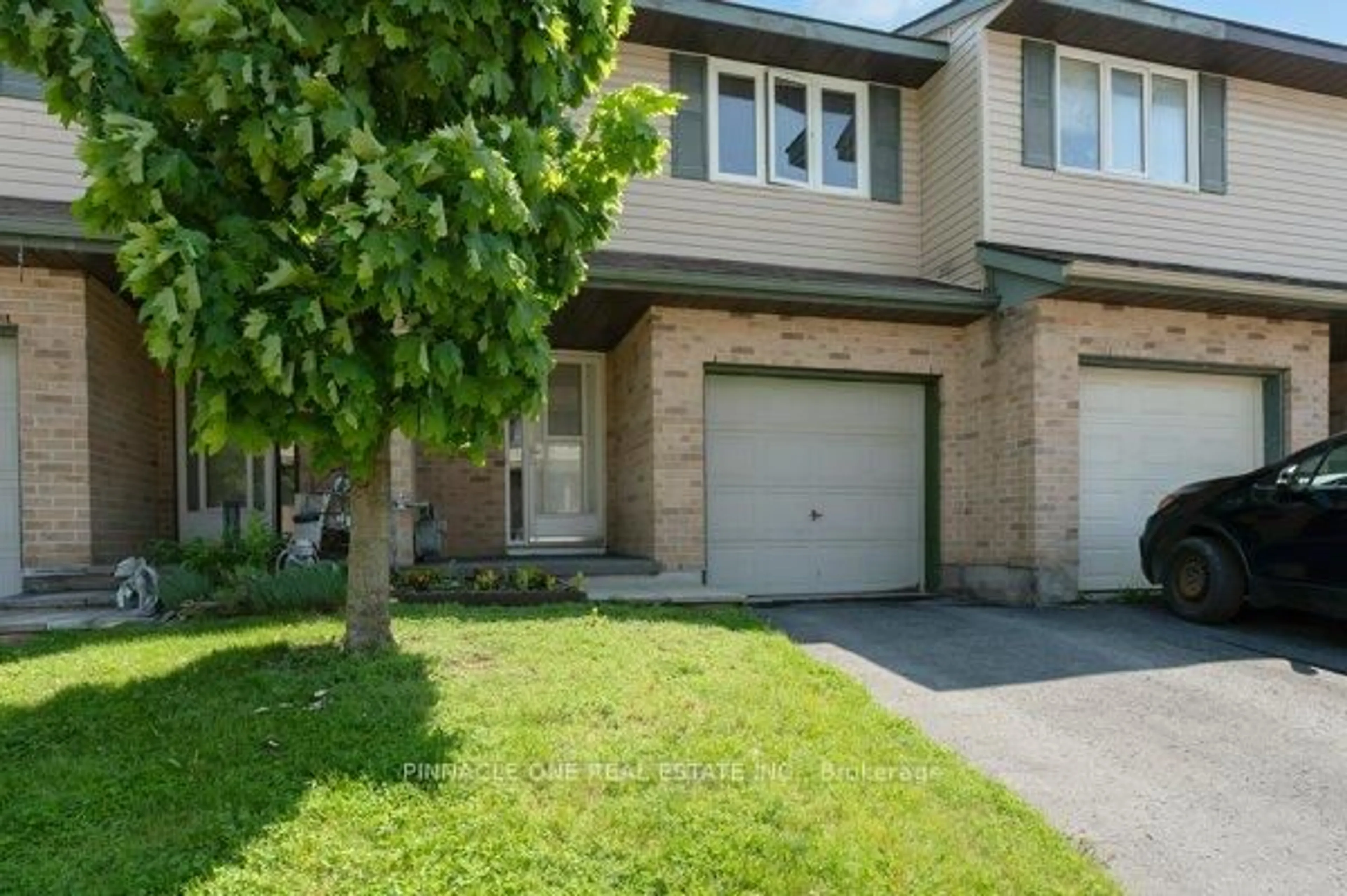 Unknown for 27 ST PAULS Pl, Kingston Ontario K7M 7S5