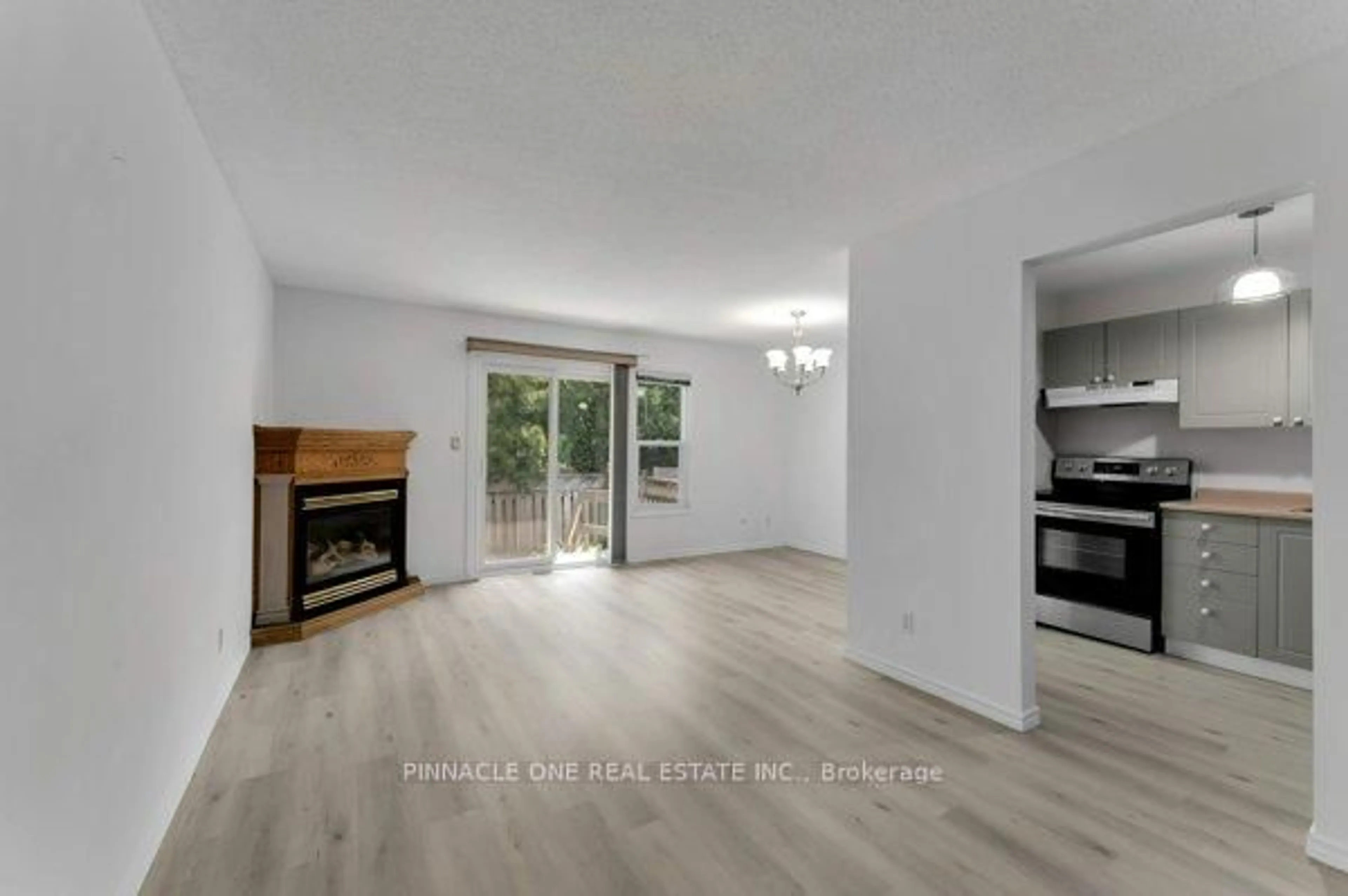 Unknown for 27 ST PAULS Pl, Kingston Ontario K7M 7S5