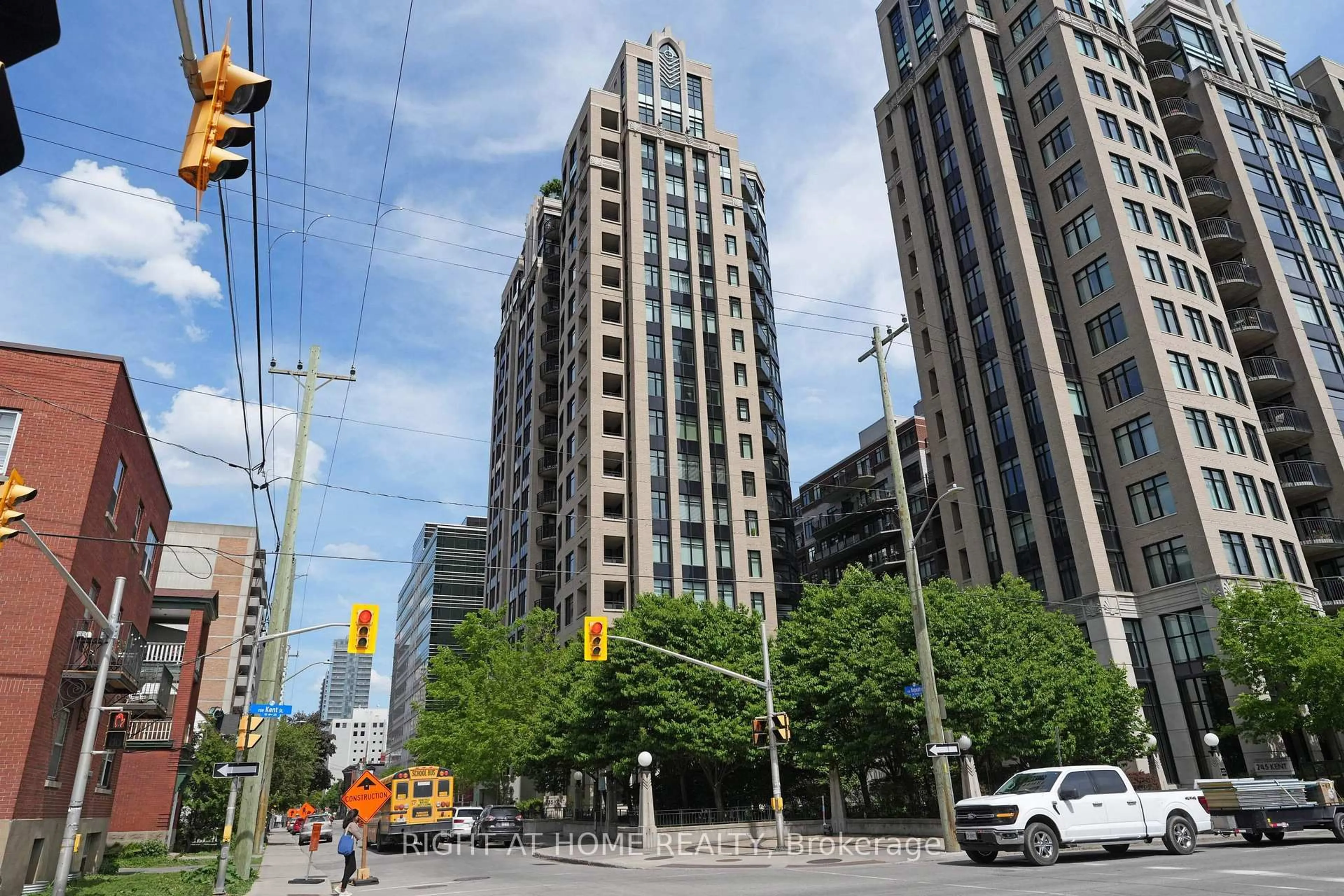 Unknown for 235 Kent St #1210, Ottawa Ontario K2P 1Z9