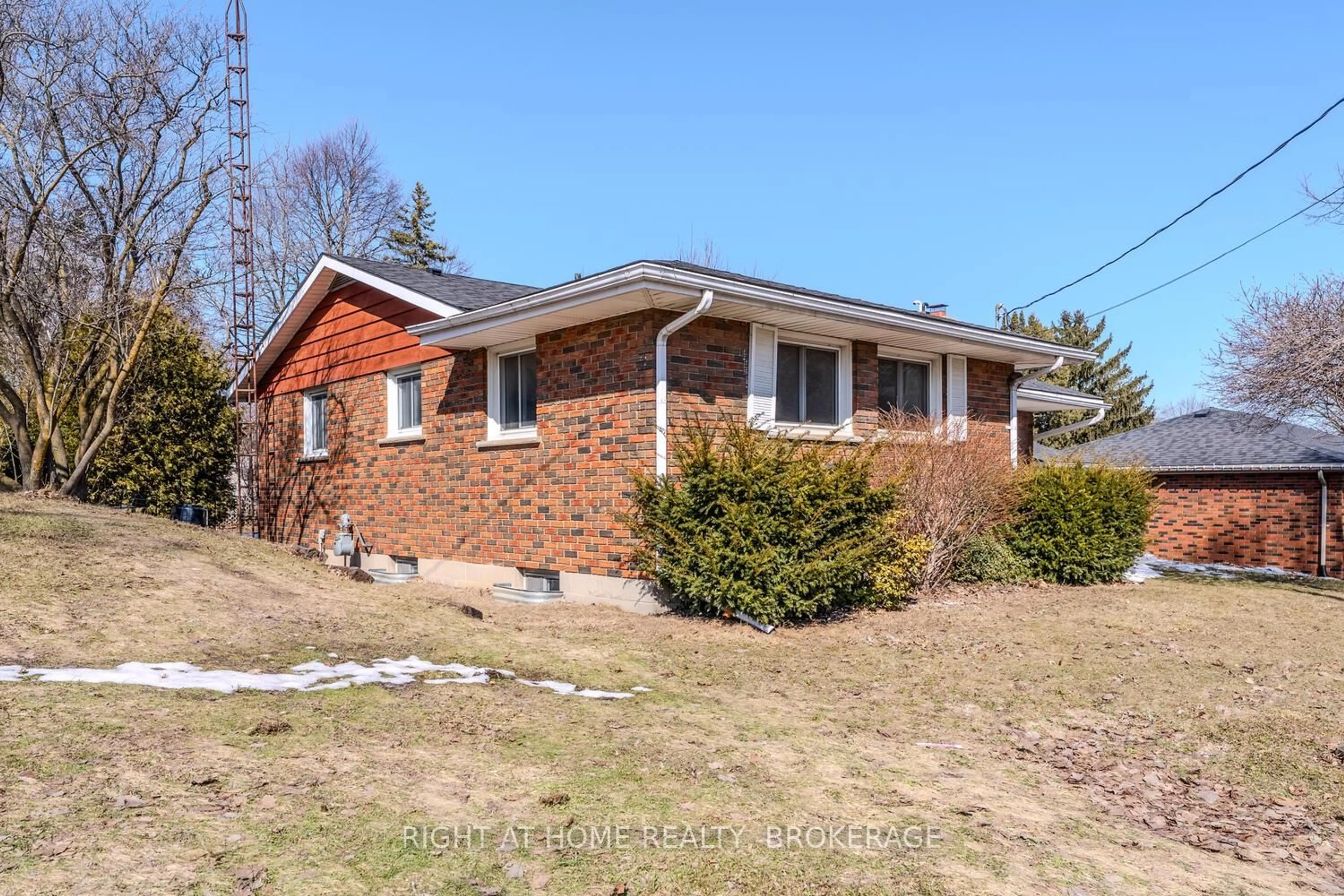 Home with brick exterior material, street for 95 Silver St, Brant Ontario N3L 1T8