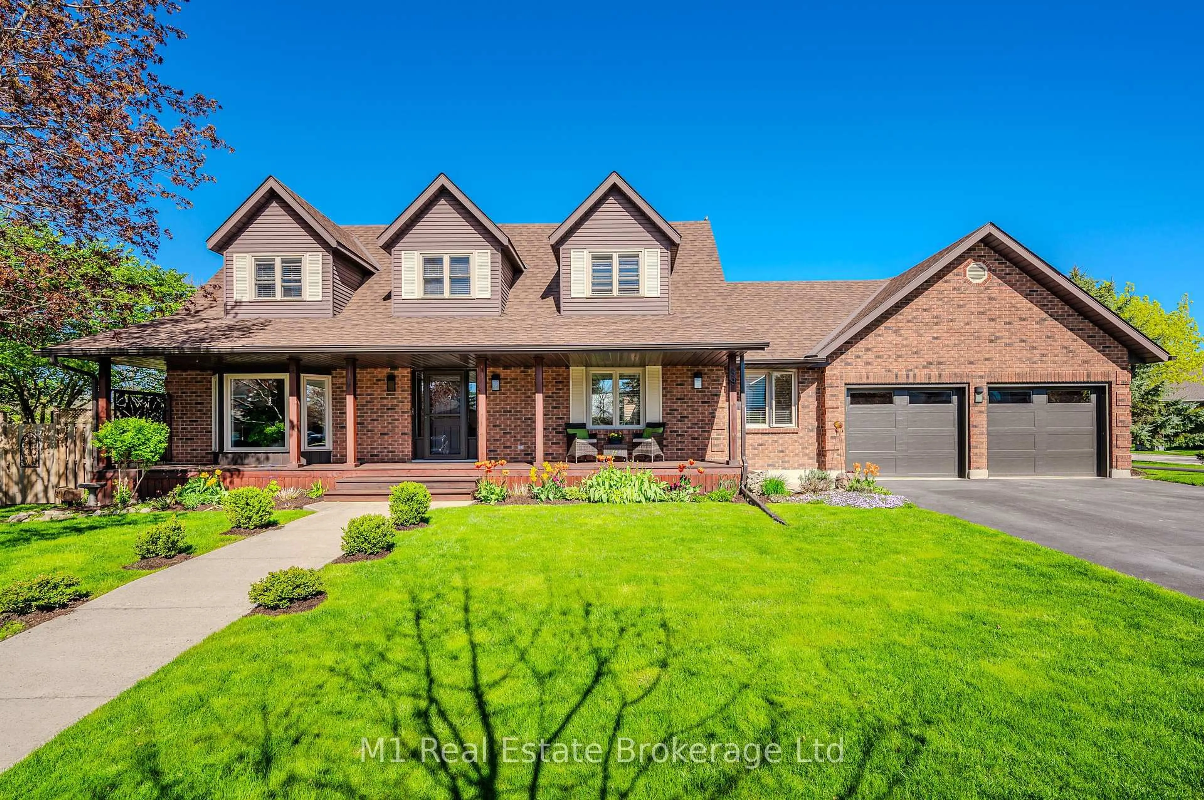 Home with brick exterior material, street for 59 Keating Dr, Centre Wellington Ontario L1B 0B4