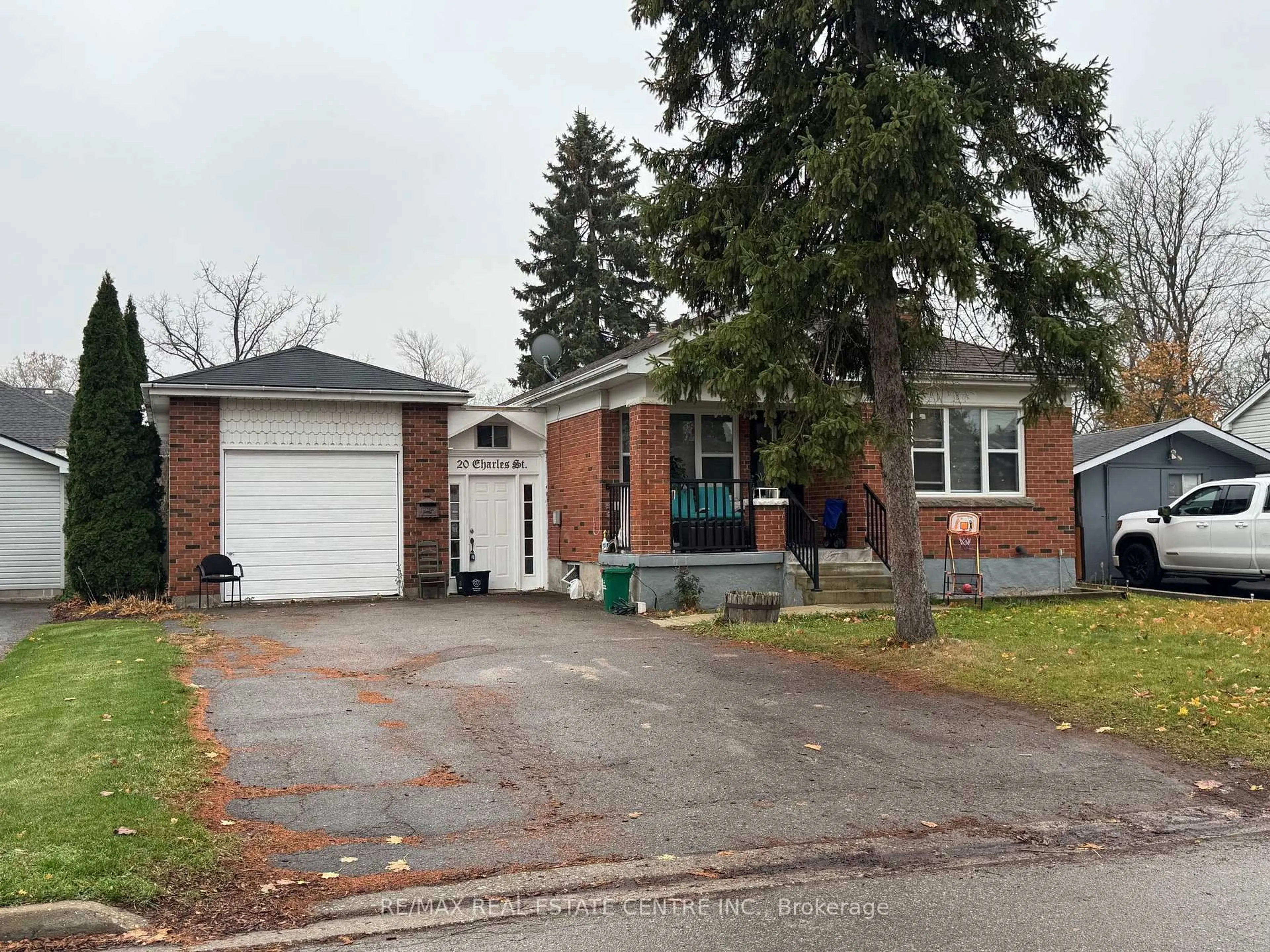Home with brick exterior material, street for 20 Charles St, Brantford Ontario N3T 1B1