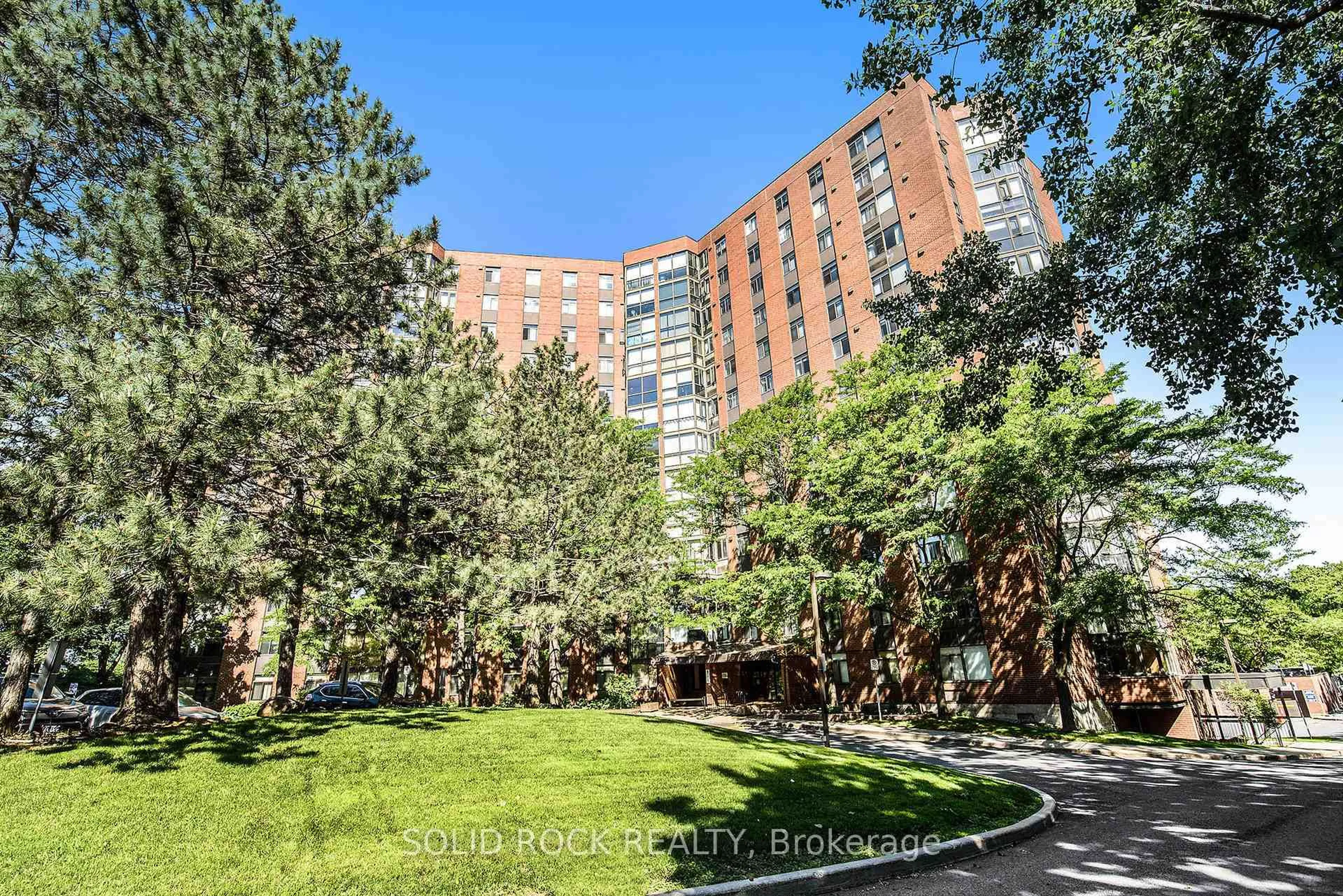 Unknown for 2871 Richmond Rd #108, Ottawa Ontario K2B 8M5